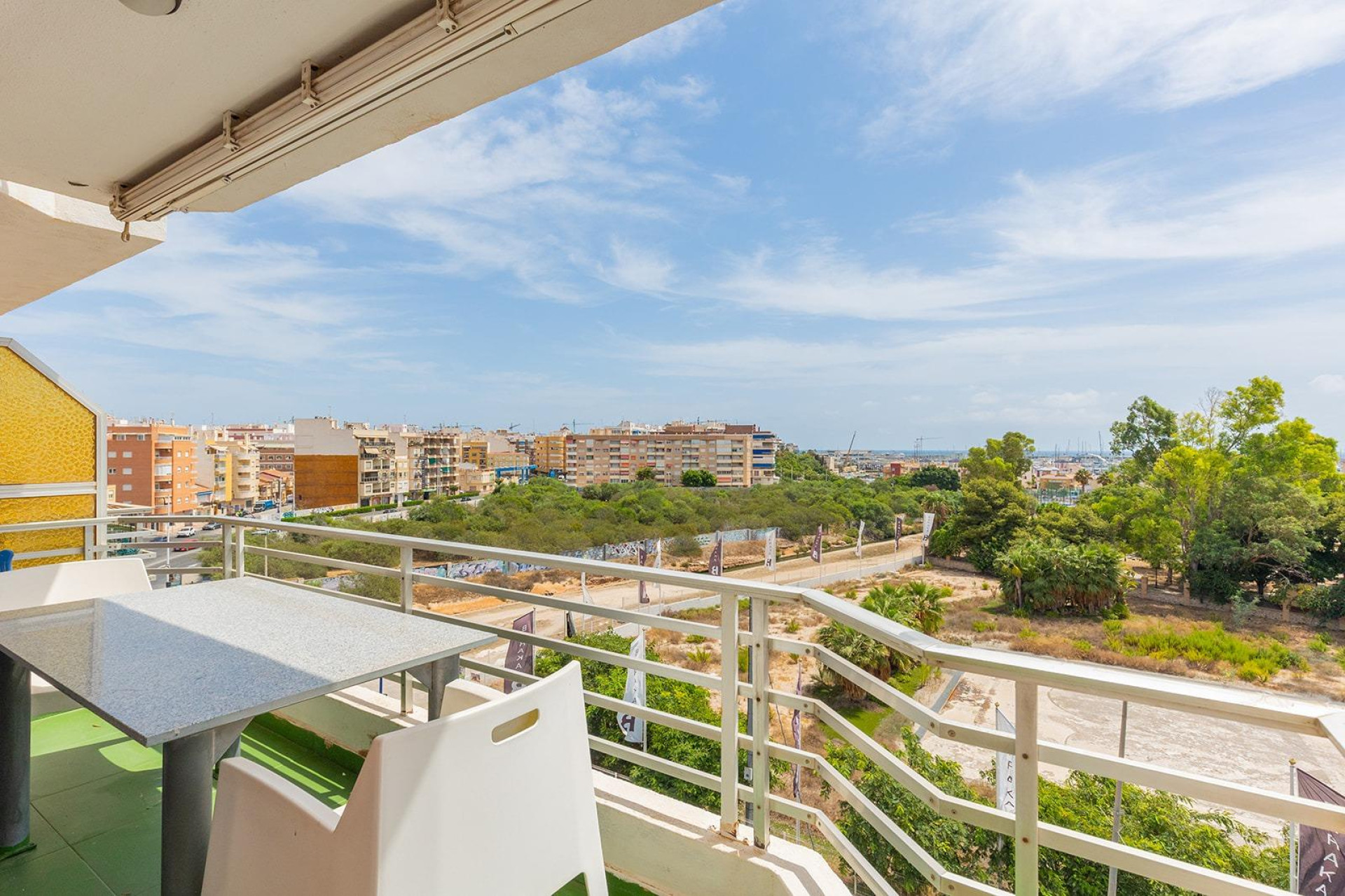 Resale - Apartment / flat - Torrevieja - Acequion