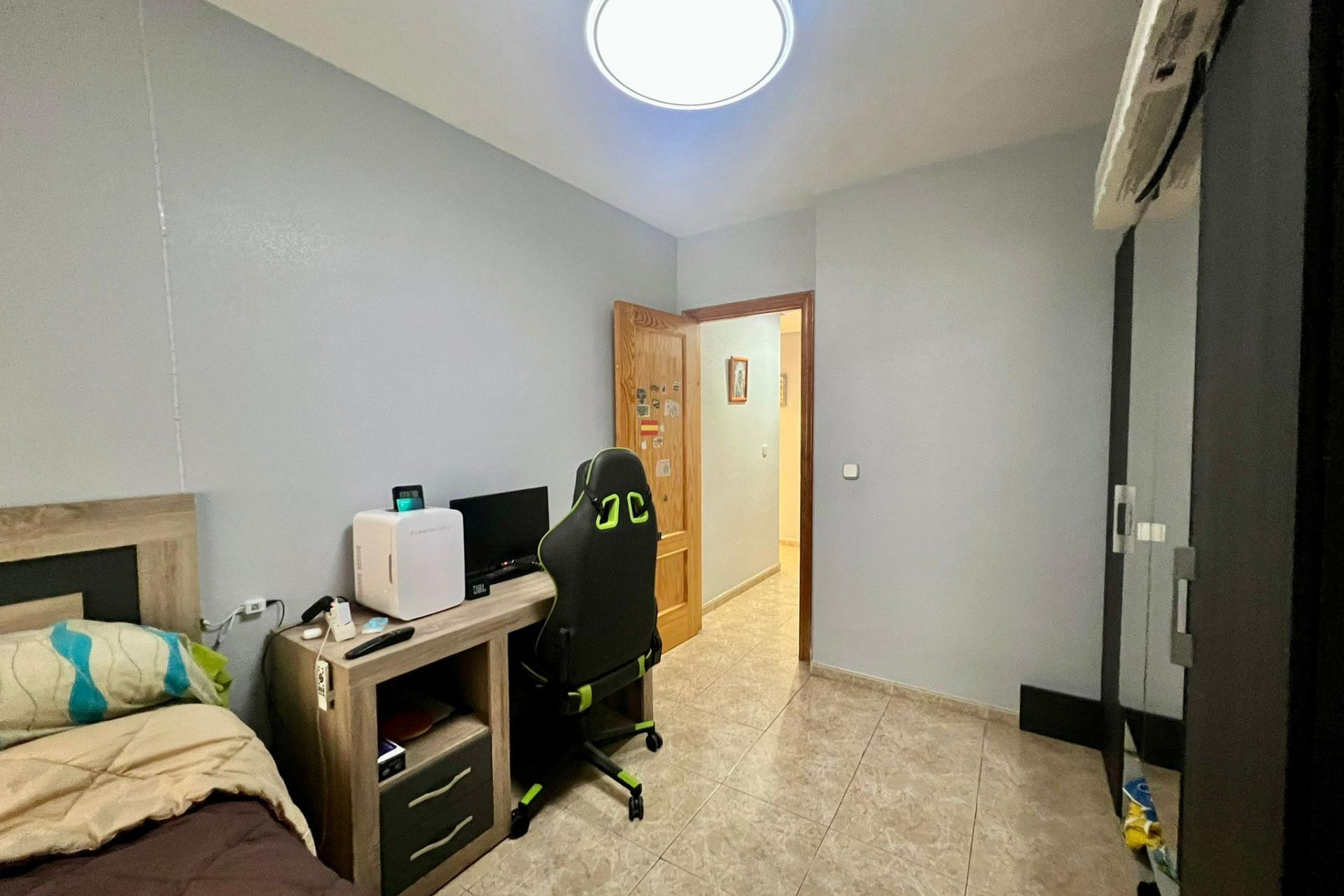 Resale - Apartment / flat - Torrevieja - Acequion