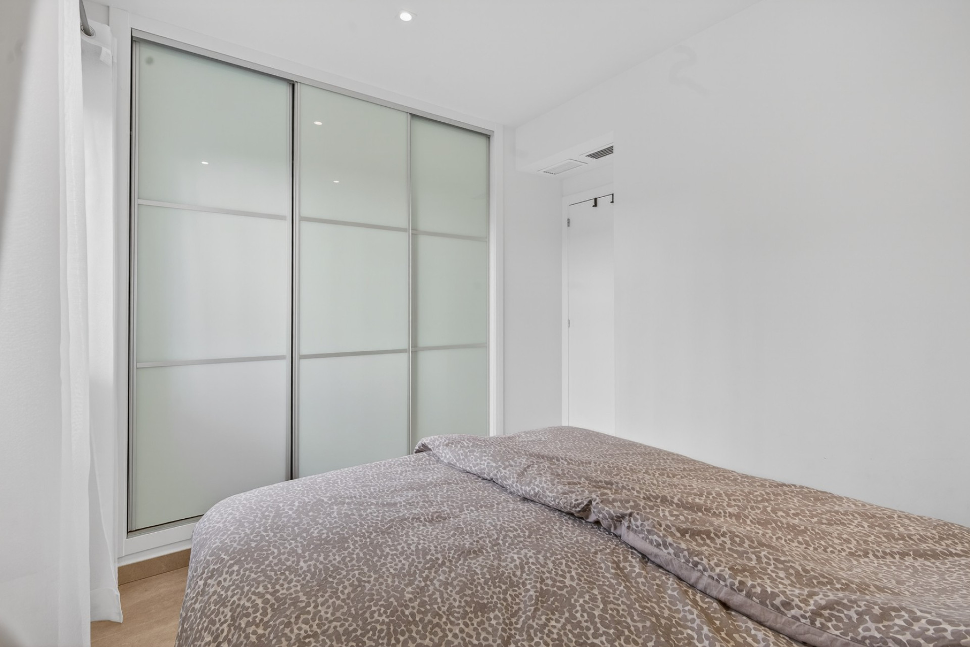 Resale - Apartment / flat - Torrevieja - Aguas Nuevas