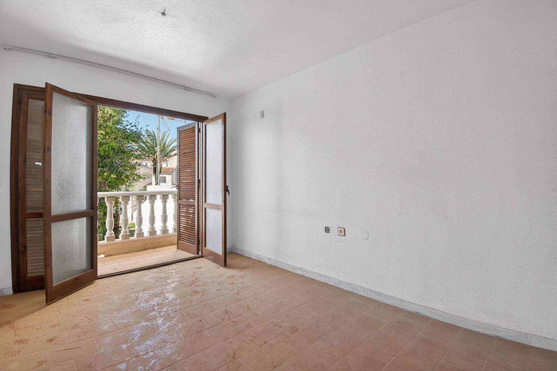 Resale - Apartment / flat - Torrevieja - Calas blanca