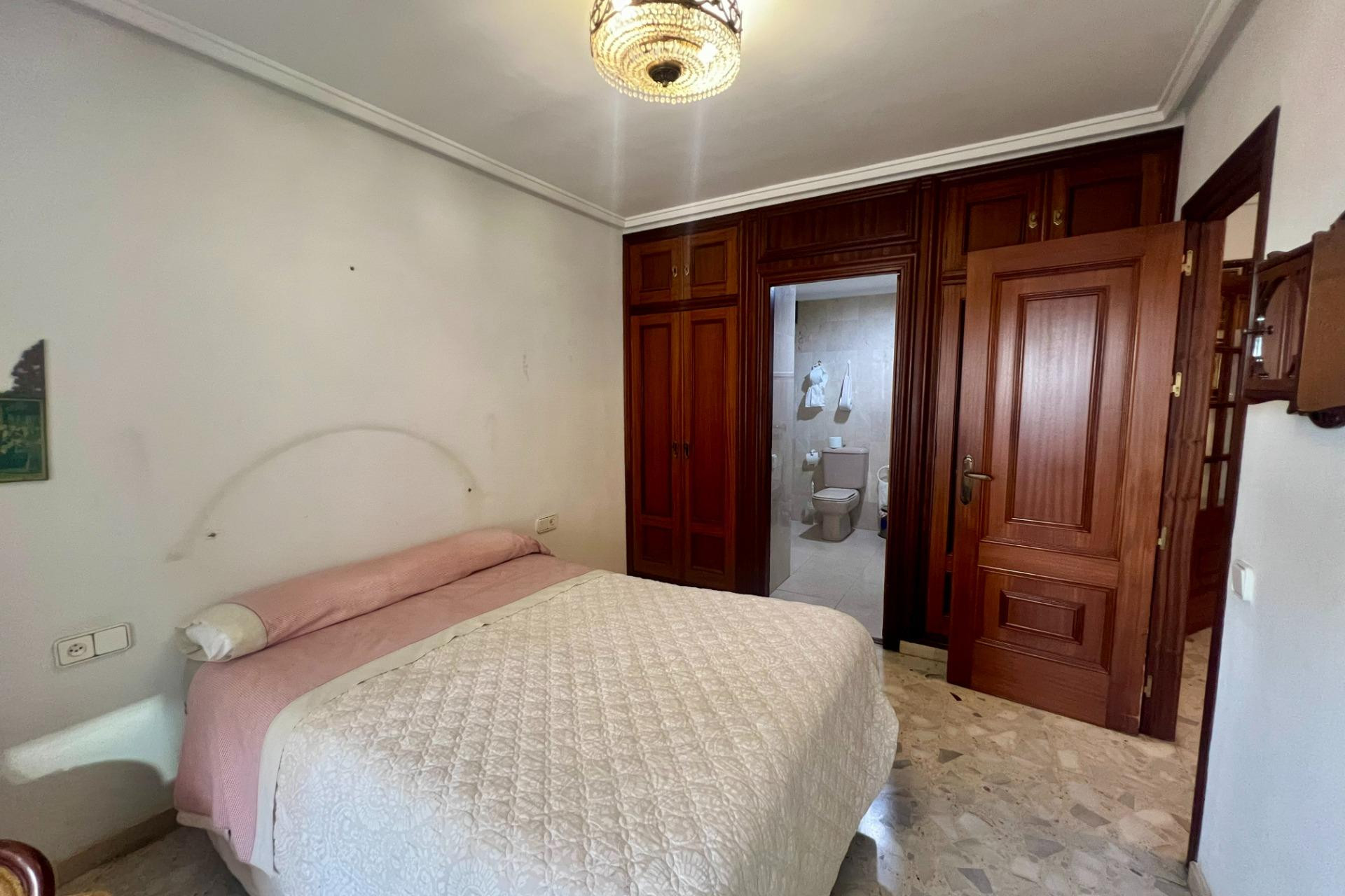 Resale - Apartment / flat - Torrevieja - Centro