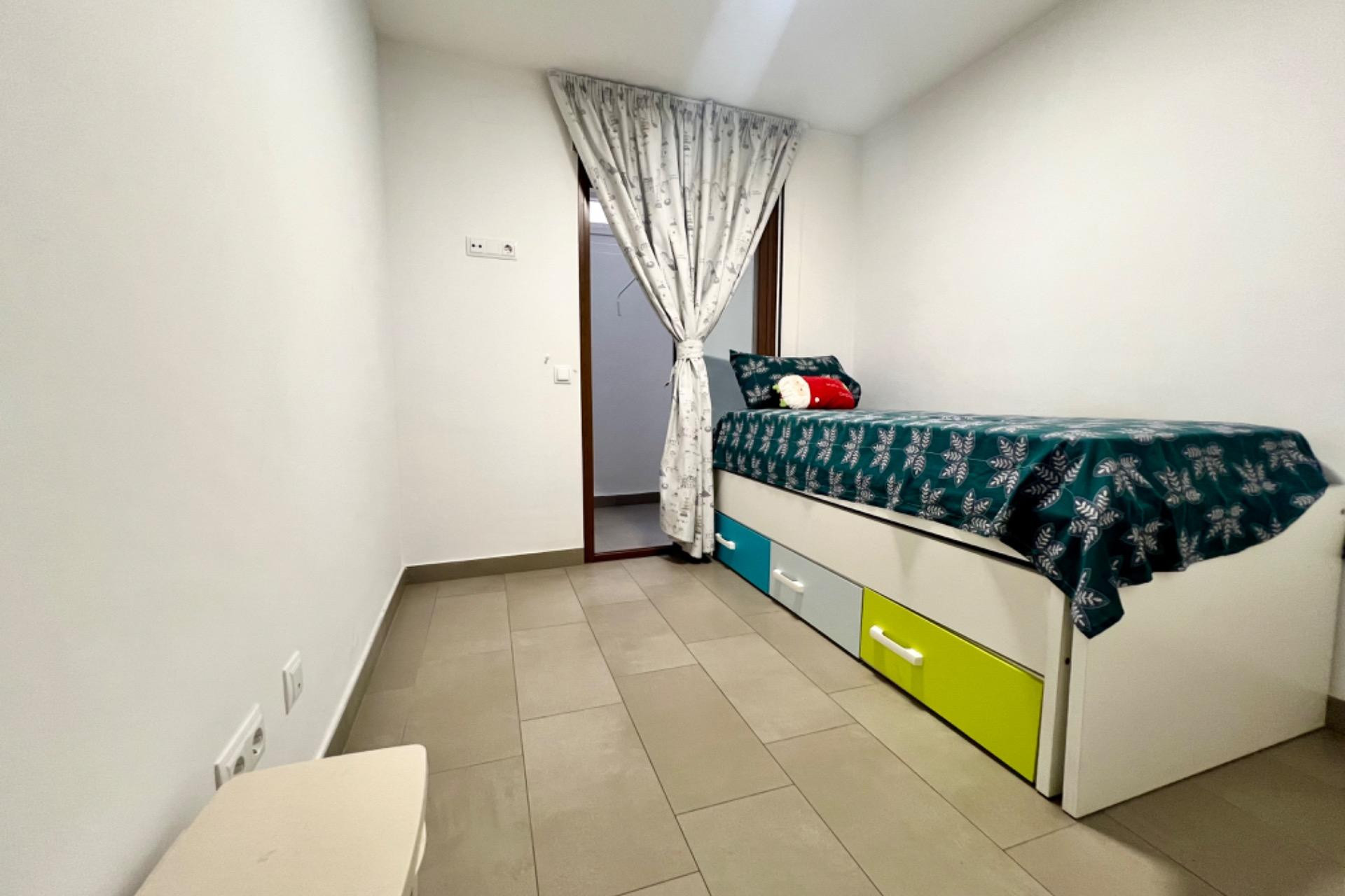 Resale - Apartment / flat - Torrevieja - Centro