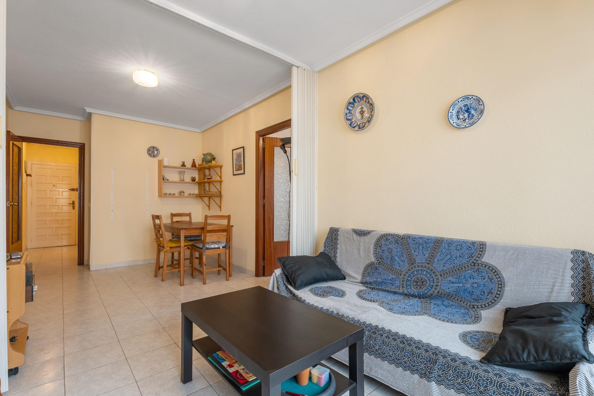 Resale - Apartment / flat - Torrevieja - Centro