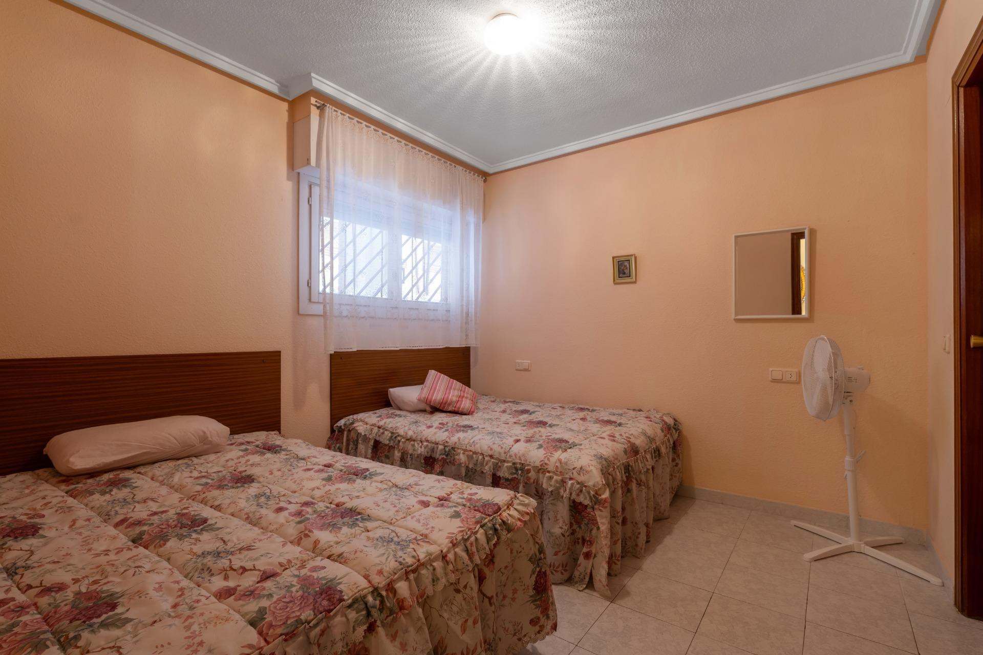 Resale - Apartment / flat - Torrevieja - Centro