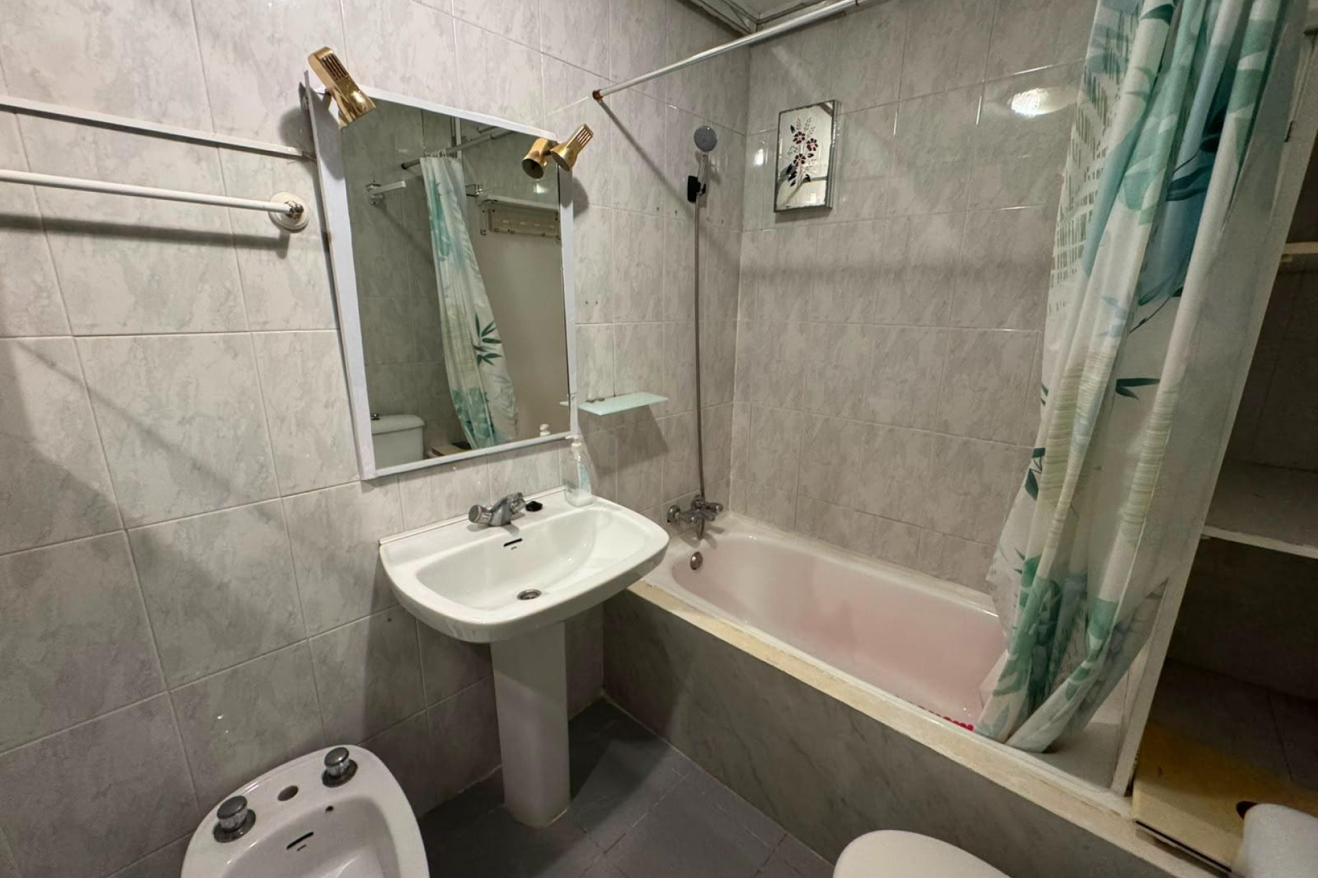 Resale - Apartment / flat - Torrevieja - Centro