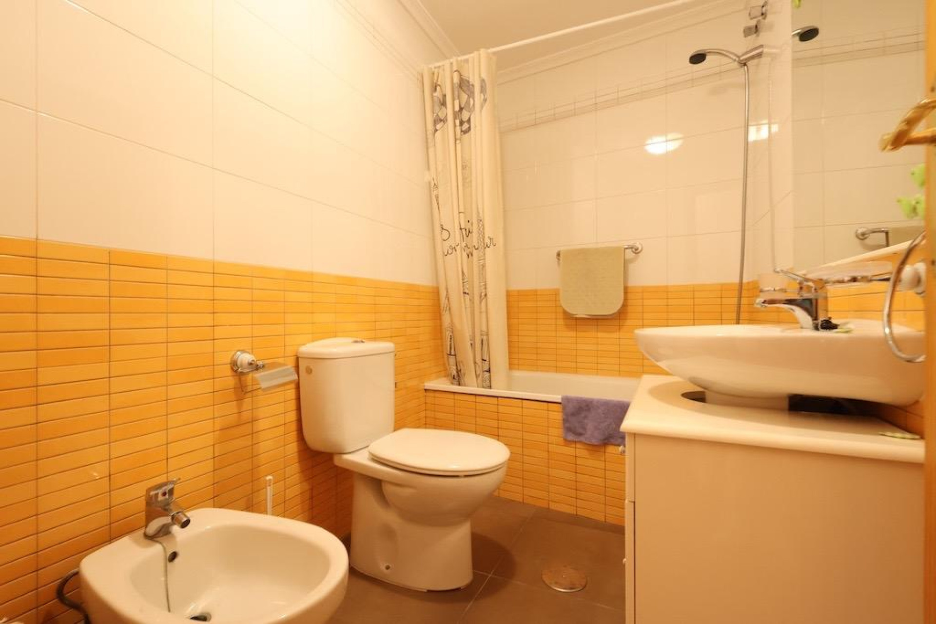 Resale - Apartment / flat - Torrevieja - Centro
