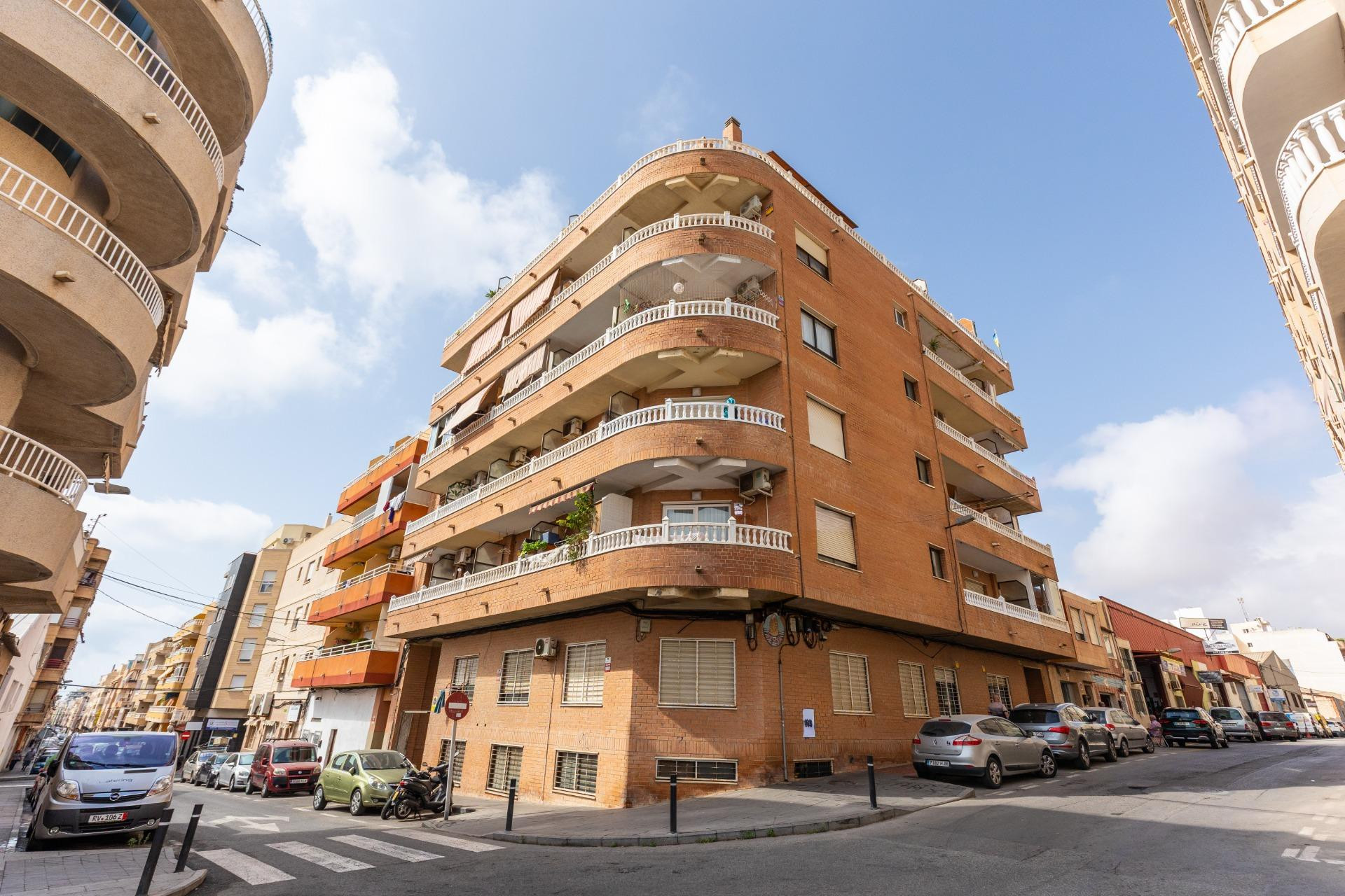 Resale - Apartment / flat - Torrevieja - Centro
