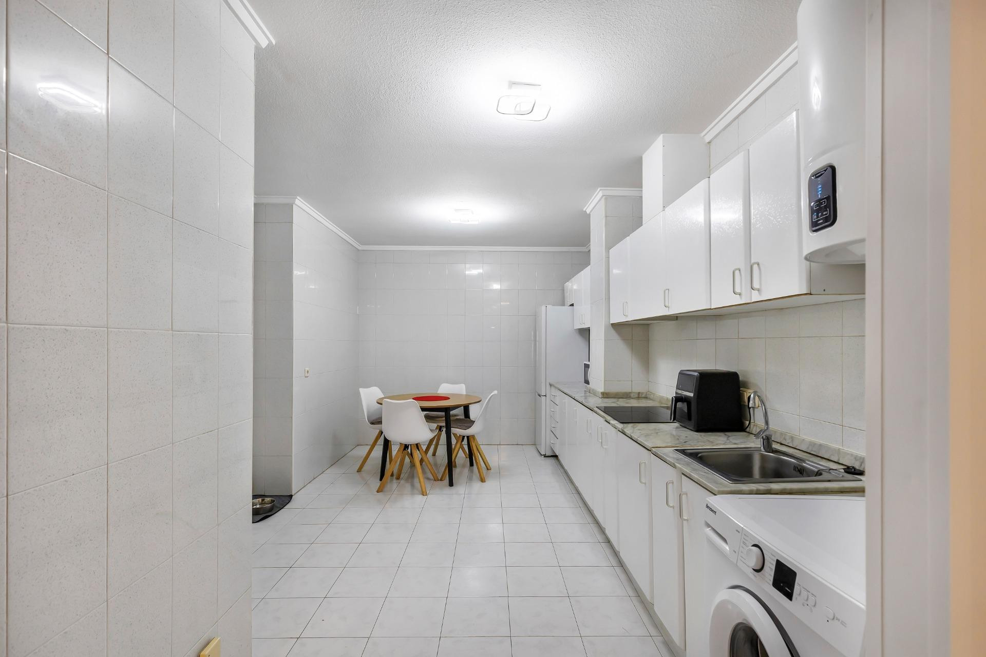 Resale - Apartment / flat - Torrevieja - Centro