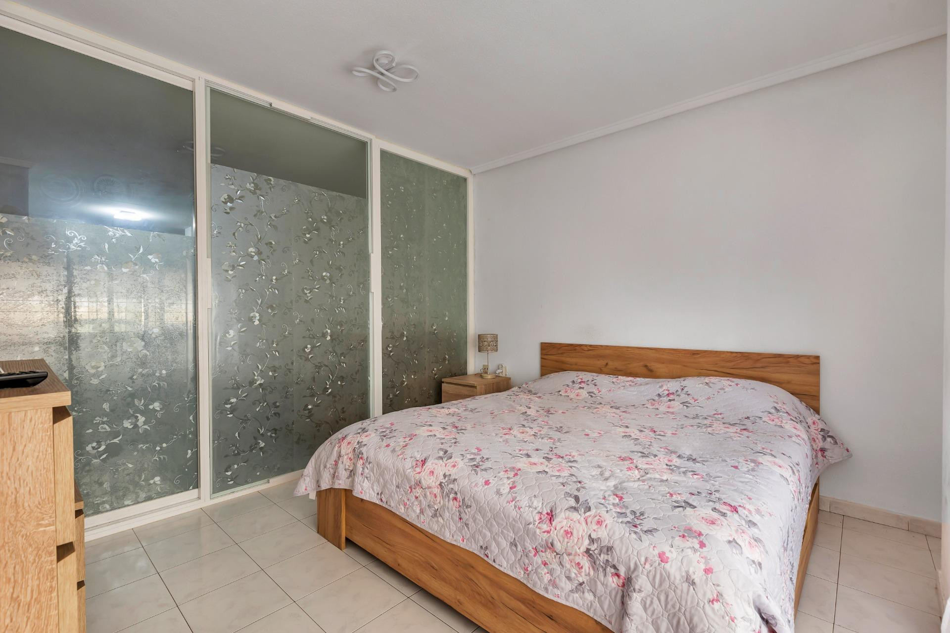 Resale - Apartment / flat - Torrevieja - Centro