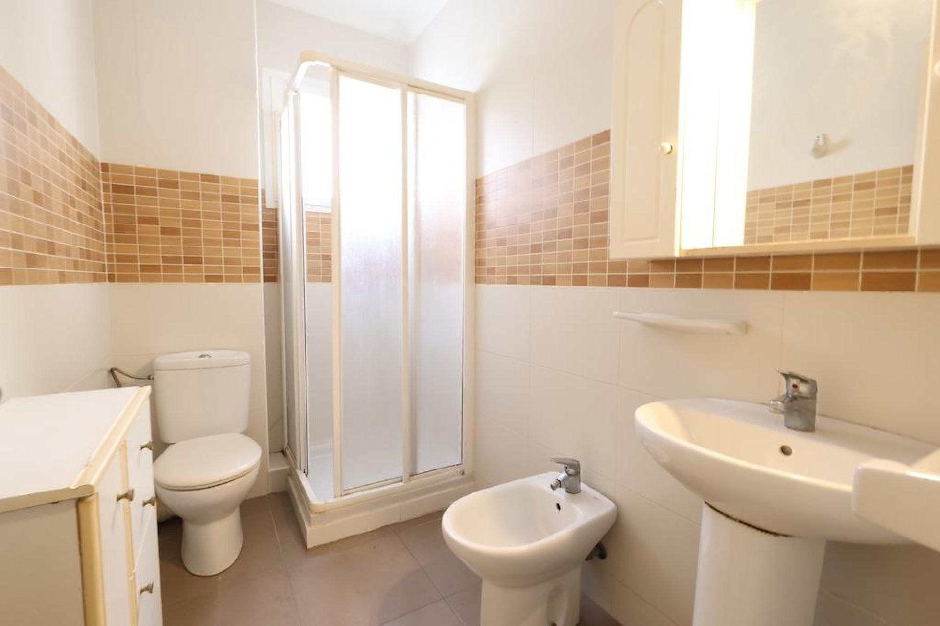 Resale - Apartment / flat - Torrevieja - Centro
