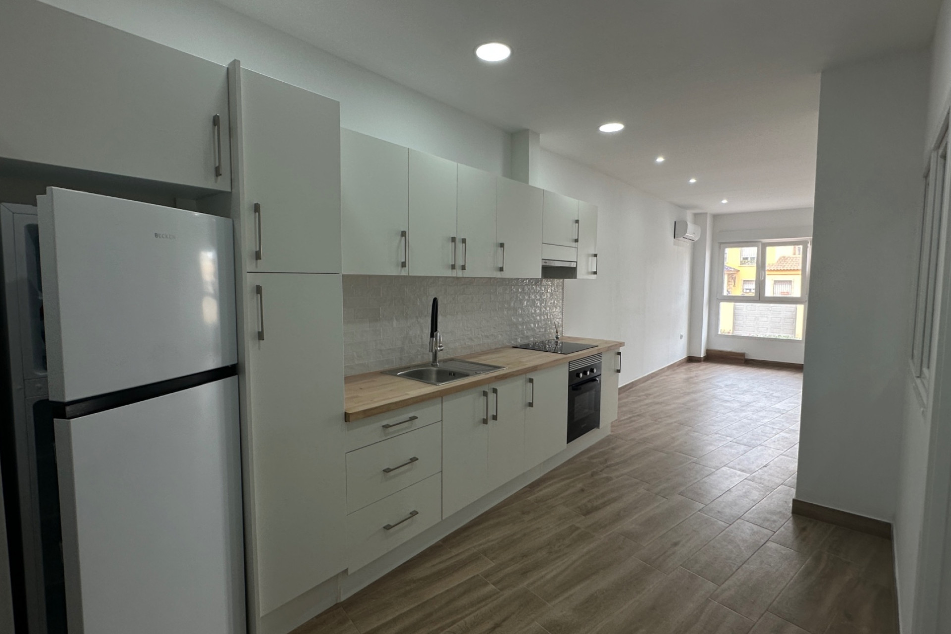 Resale - Apartment / flat - Torrevieja - Centro