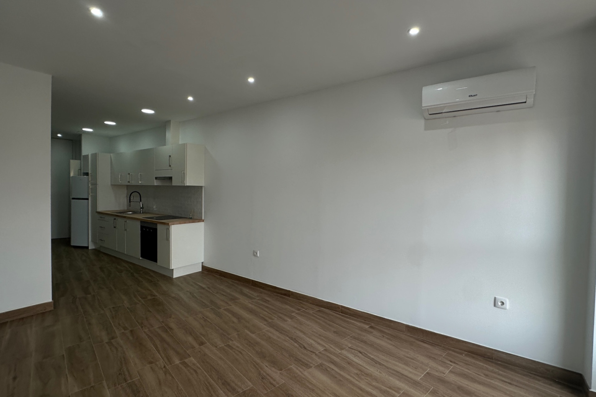 Resale - Apartment / flat - Torrevieja - Centro
