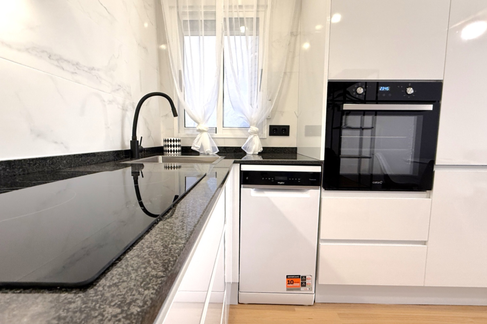 Resale - Apartment / flat - Torrevieja - Costa Blanca Sur