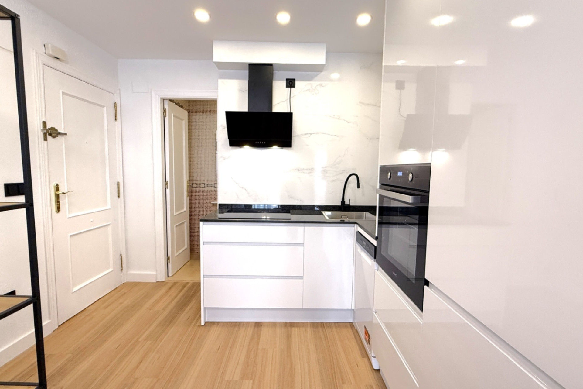 Resale - Apartment / flat - Torrevieja - Costa Blanca Sur