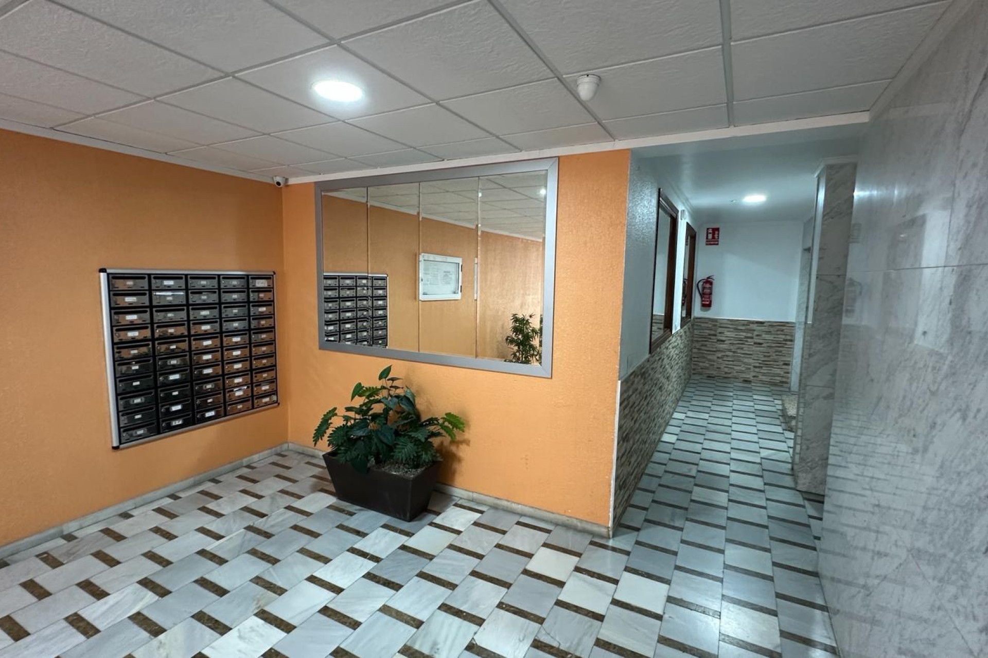 Resale - Apartment / flat - Torrevieja - El Acequión - Los Náufragos