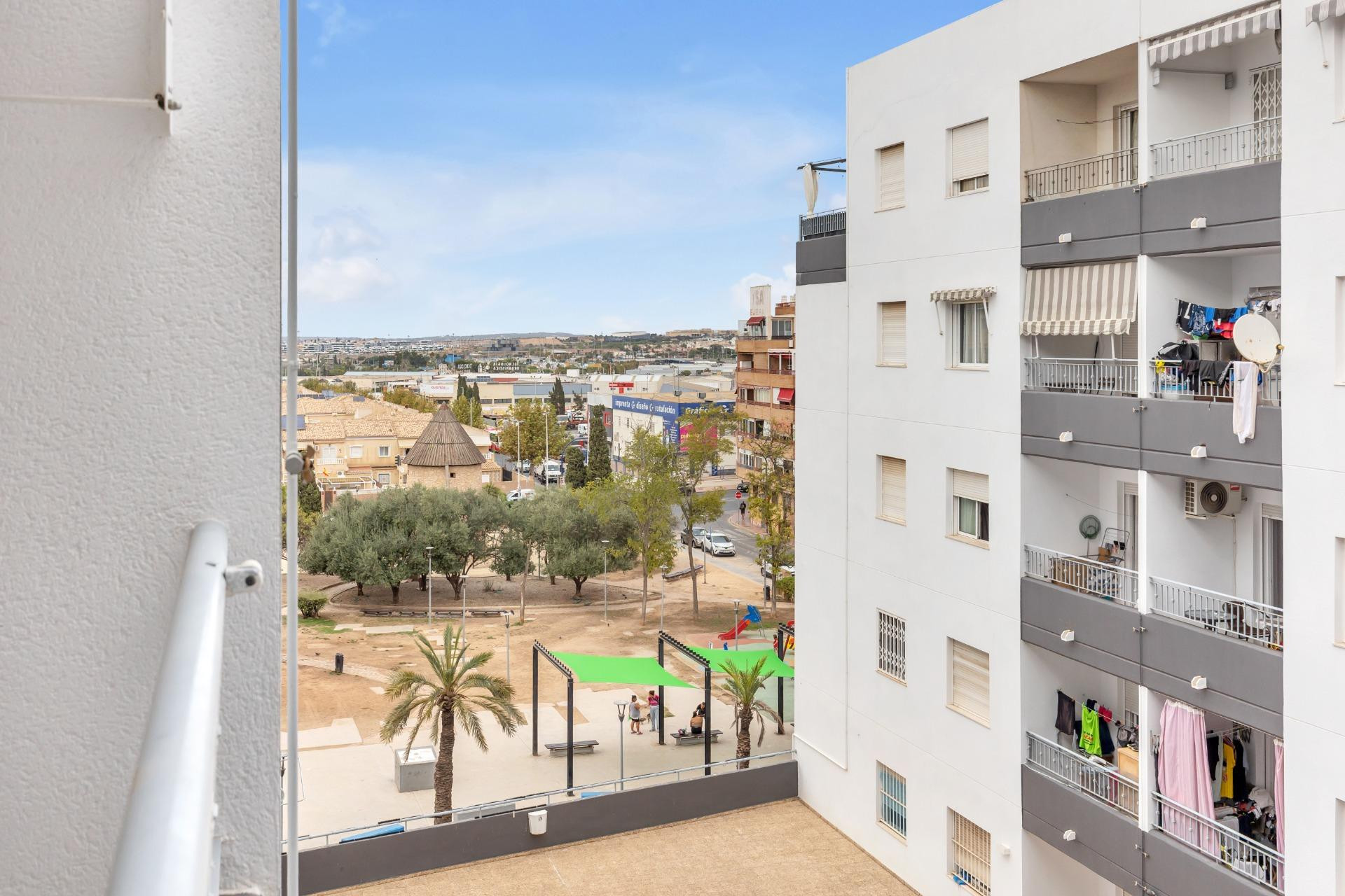 Resale - Apartment / flat - Torrevieja - El Molino
