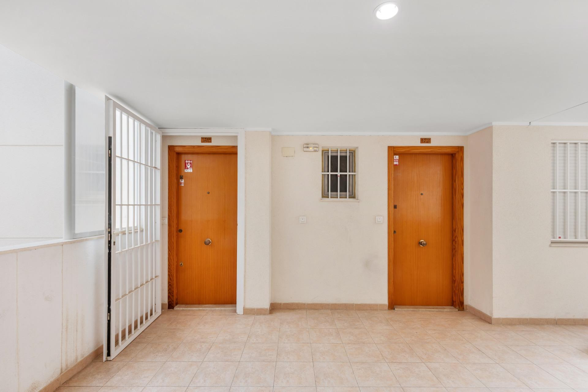 Resale - Apartment / flat - Torrevieja - El Molino