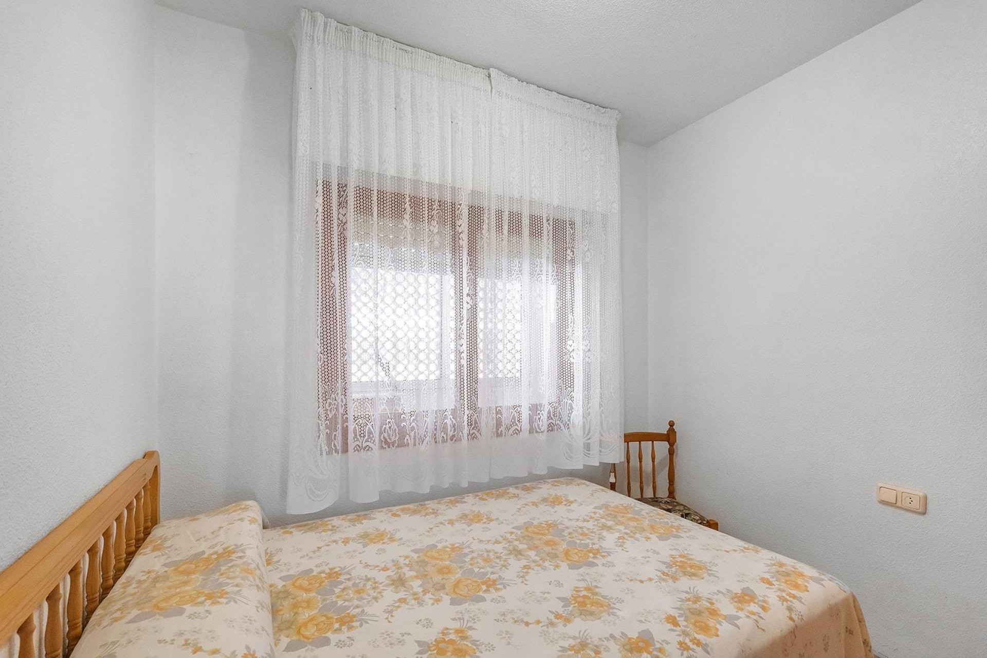 Resale - Apartment / flat - Torrevieja - Estacion de autobuses