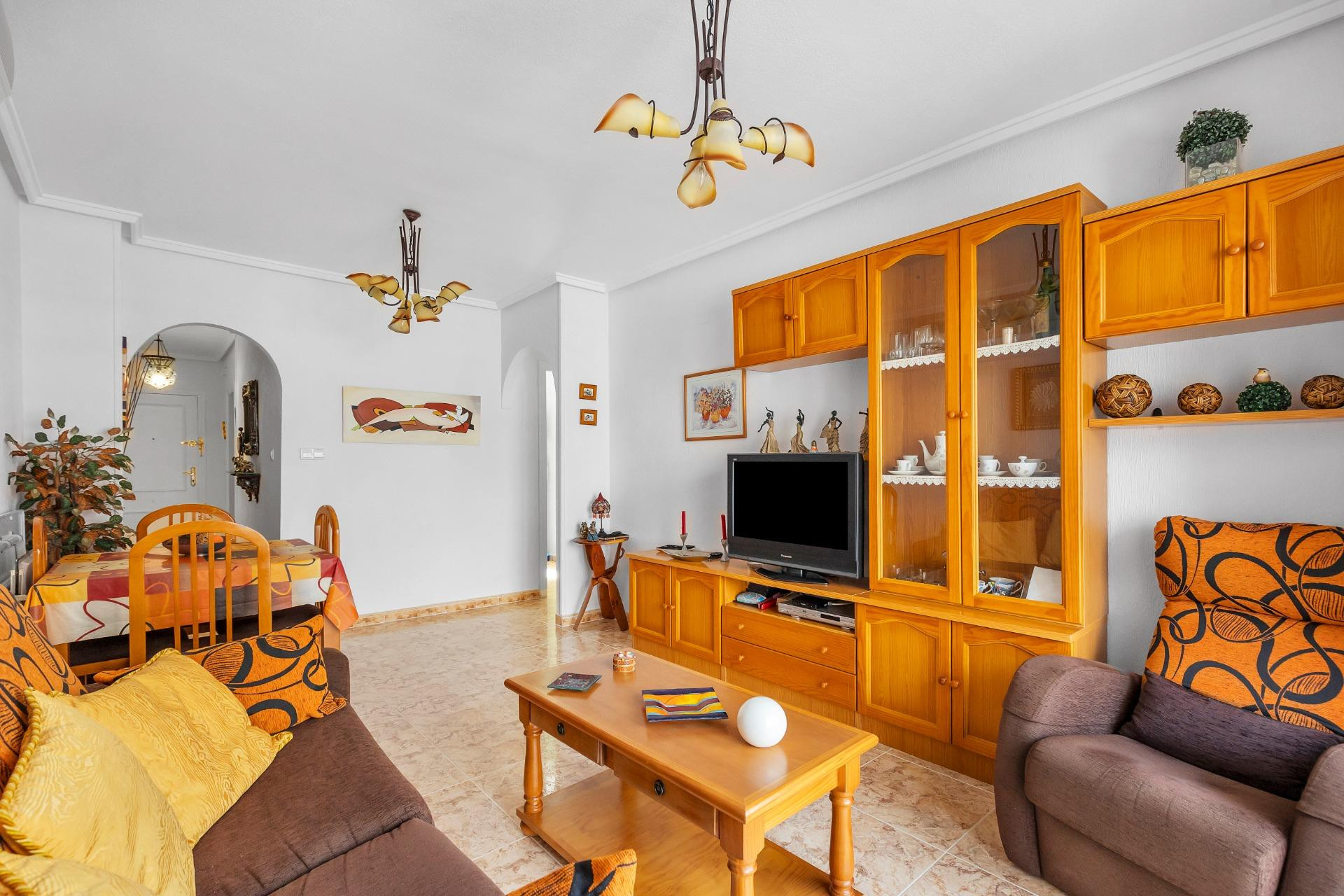 Resale - Apartment / flat - Torrevieja - Estacion de autobuses