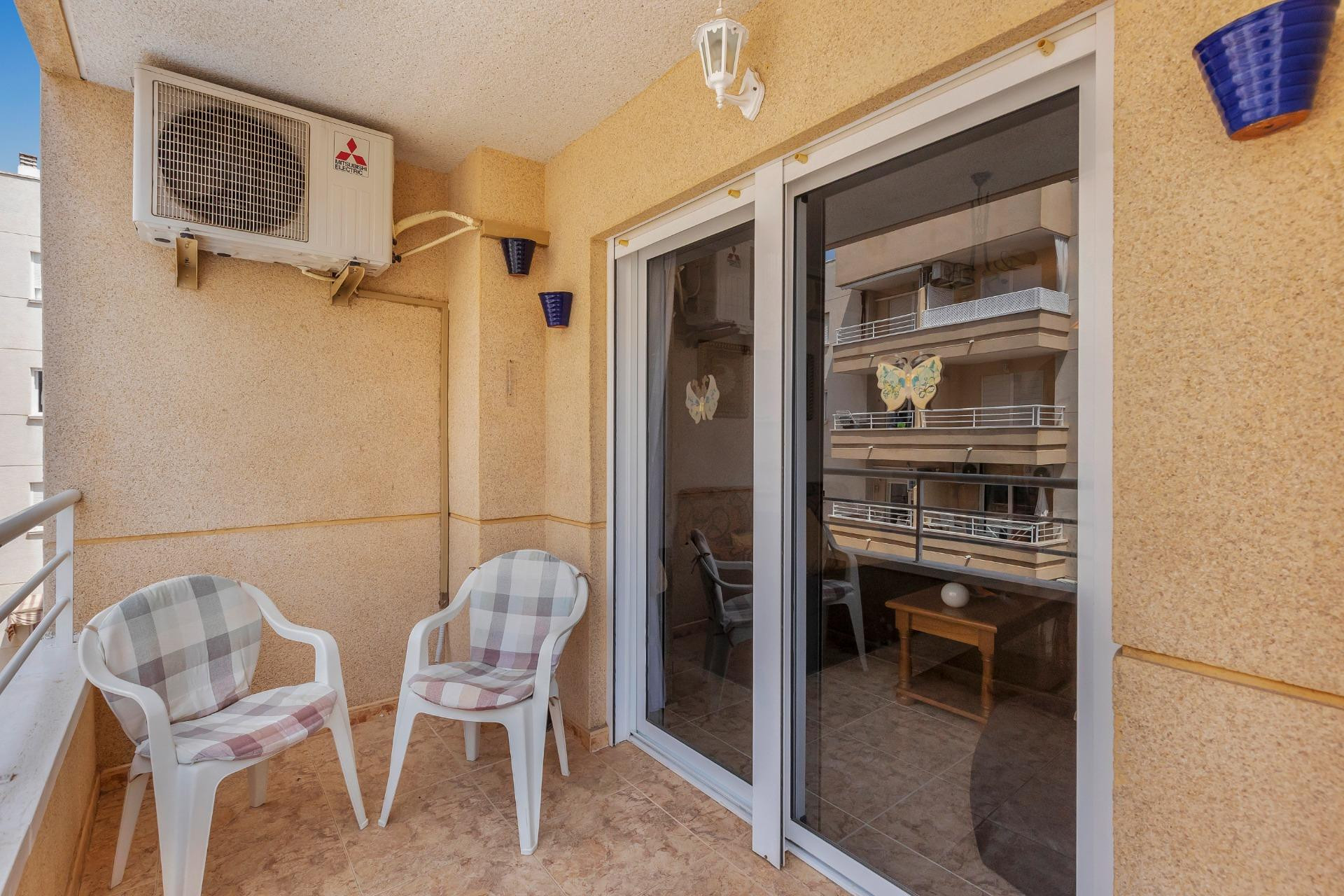 Resale - Apartment / flat - Torrevieja - Estacion de autobuses