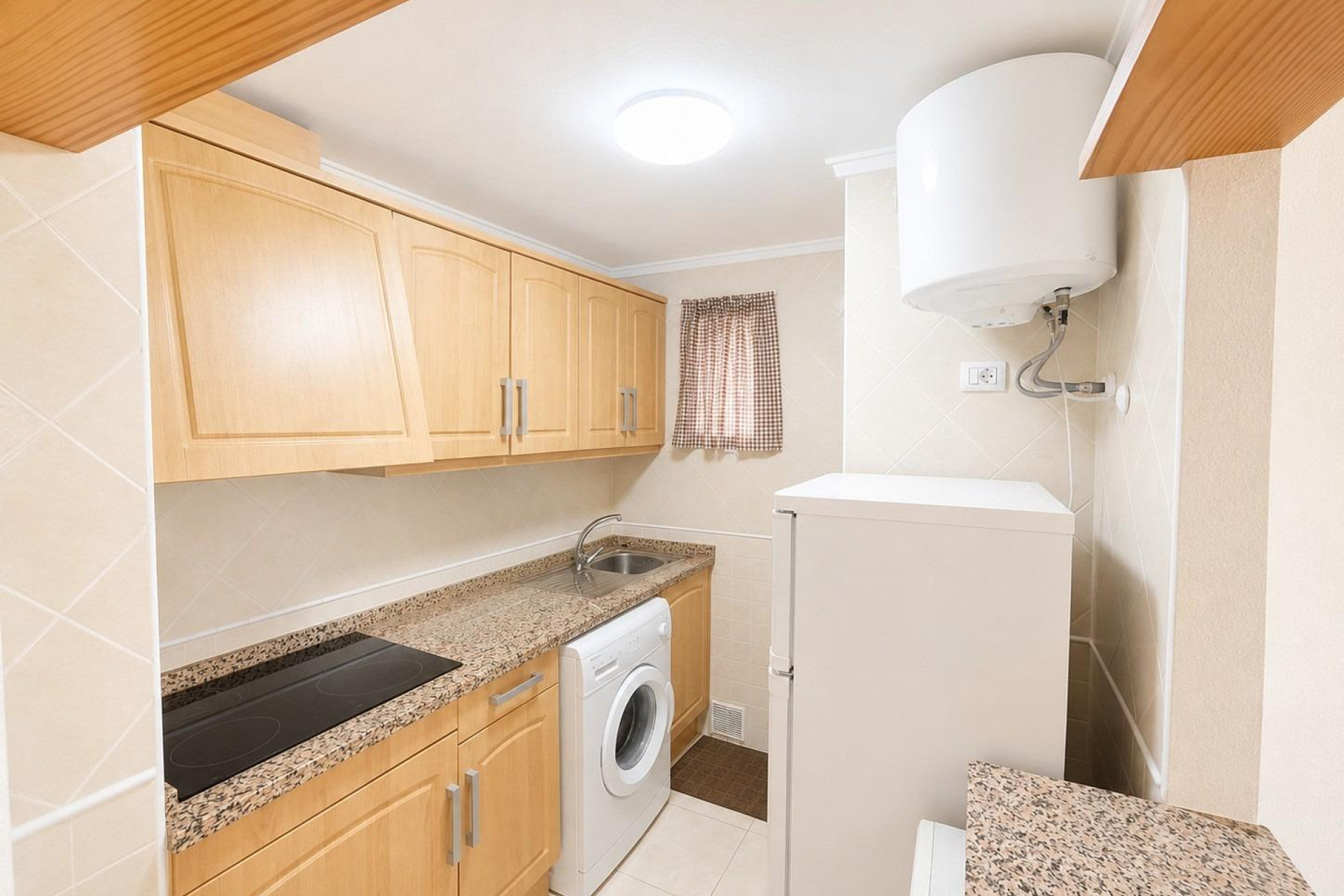 Resale - Apartment / flat - Torrevieja - Estacion de autobuses