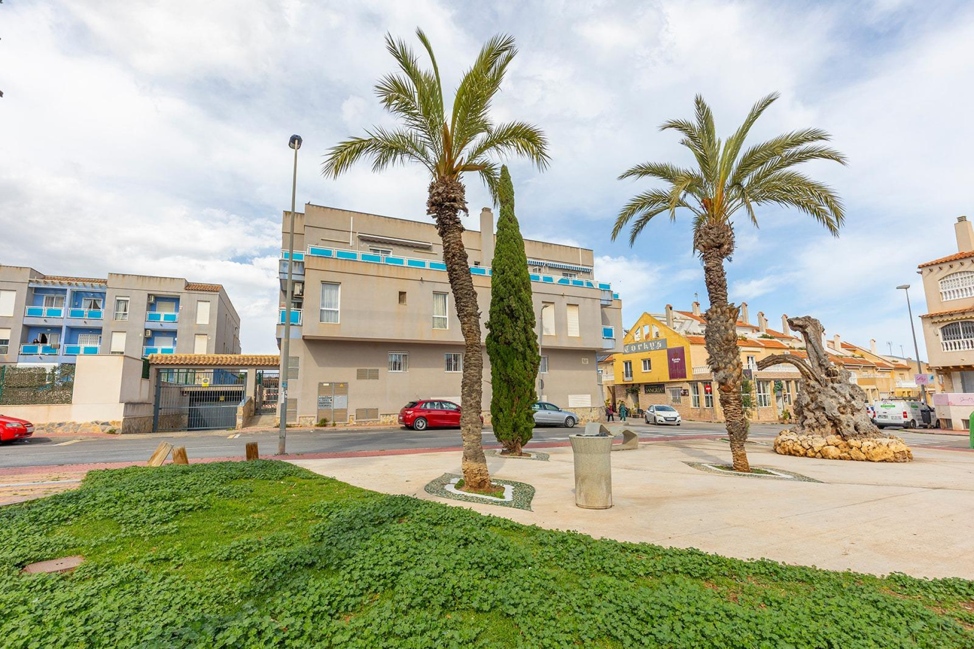 Resale - Apartment / flat - Torrevieja - Estacion de autobuses