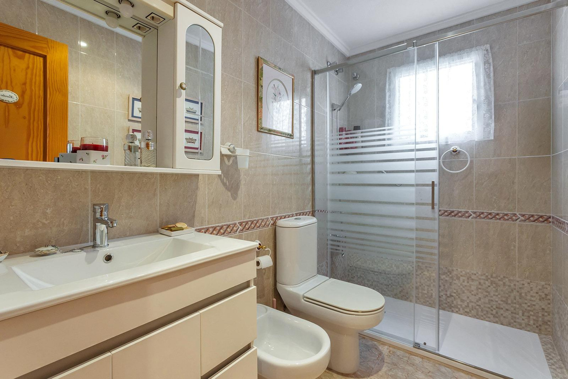 Resale - Apartment / flat - Torrevieja - Estacion de autobuses