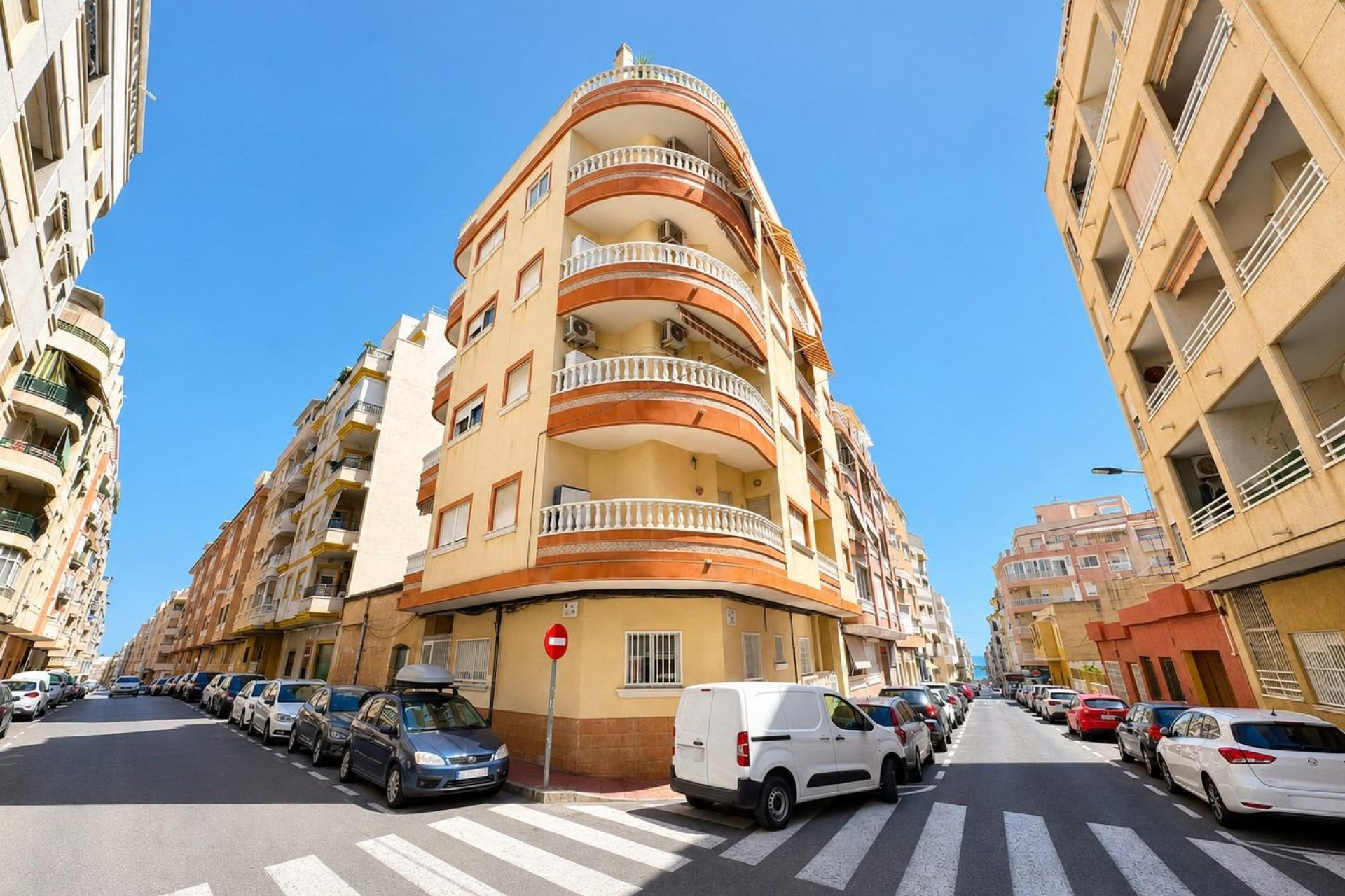Resale - Apartment / flat - Torrevieja - Habaneras