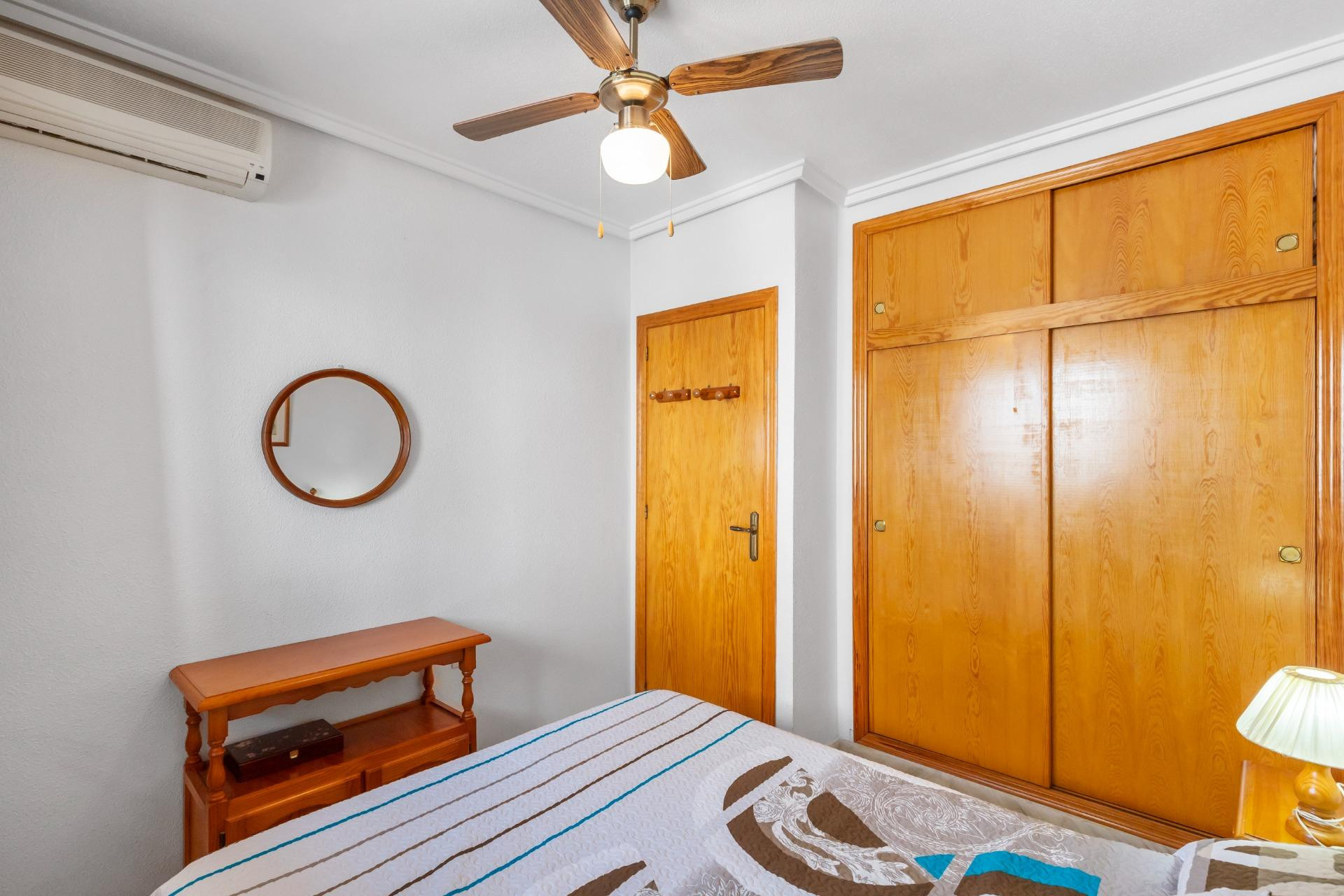 Resale - Apartment / flat - Torrevieja - La Mata