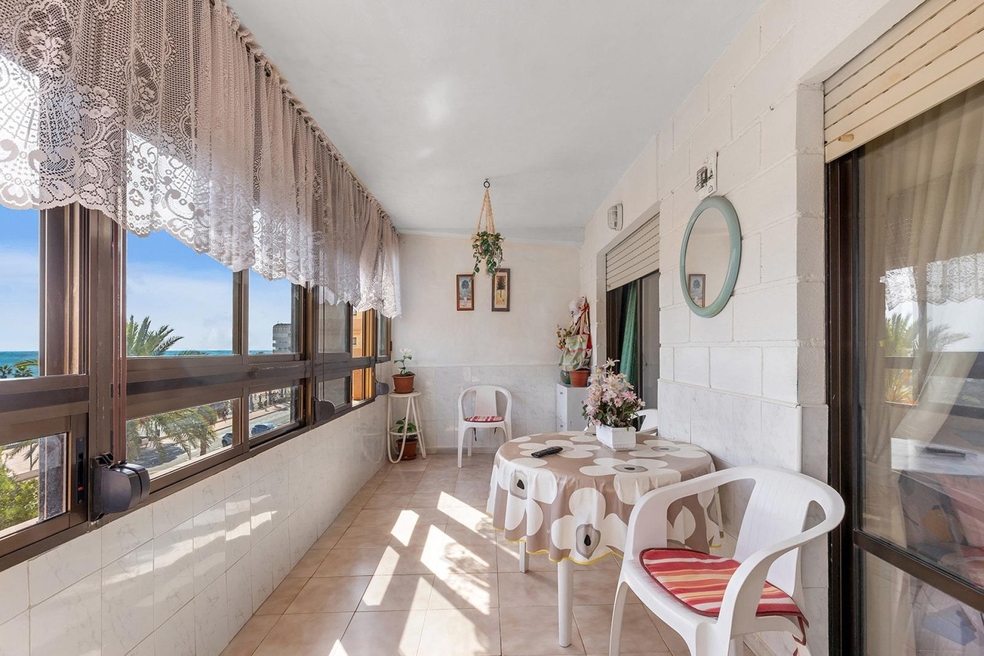 Resale - Apartment / flat - Torrevieja - La Mata