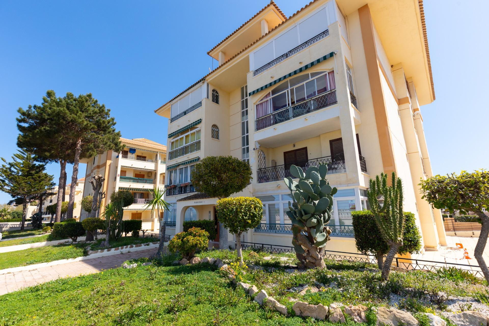 Resale - Apartment / flat - Torrevieja - La Mata