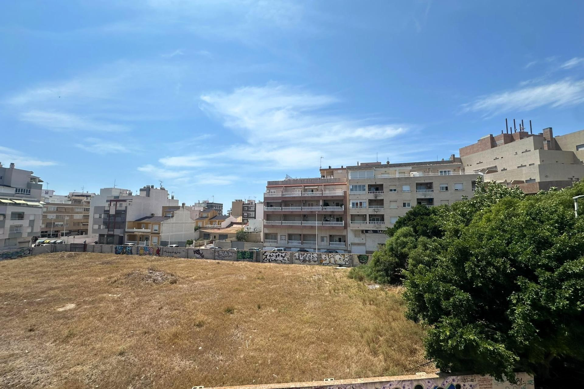 Resale - Apartment / flat - Torrevieja - La Mata