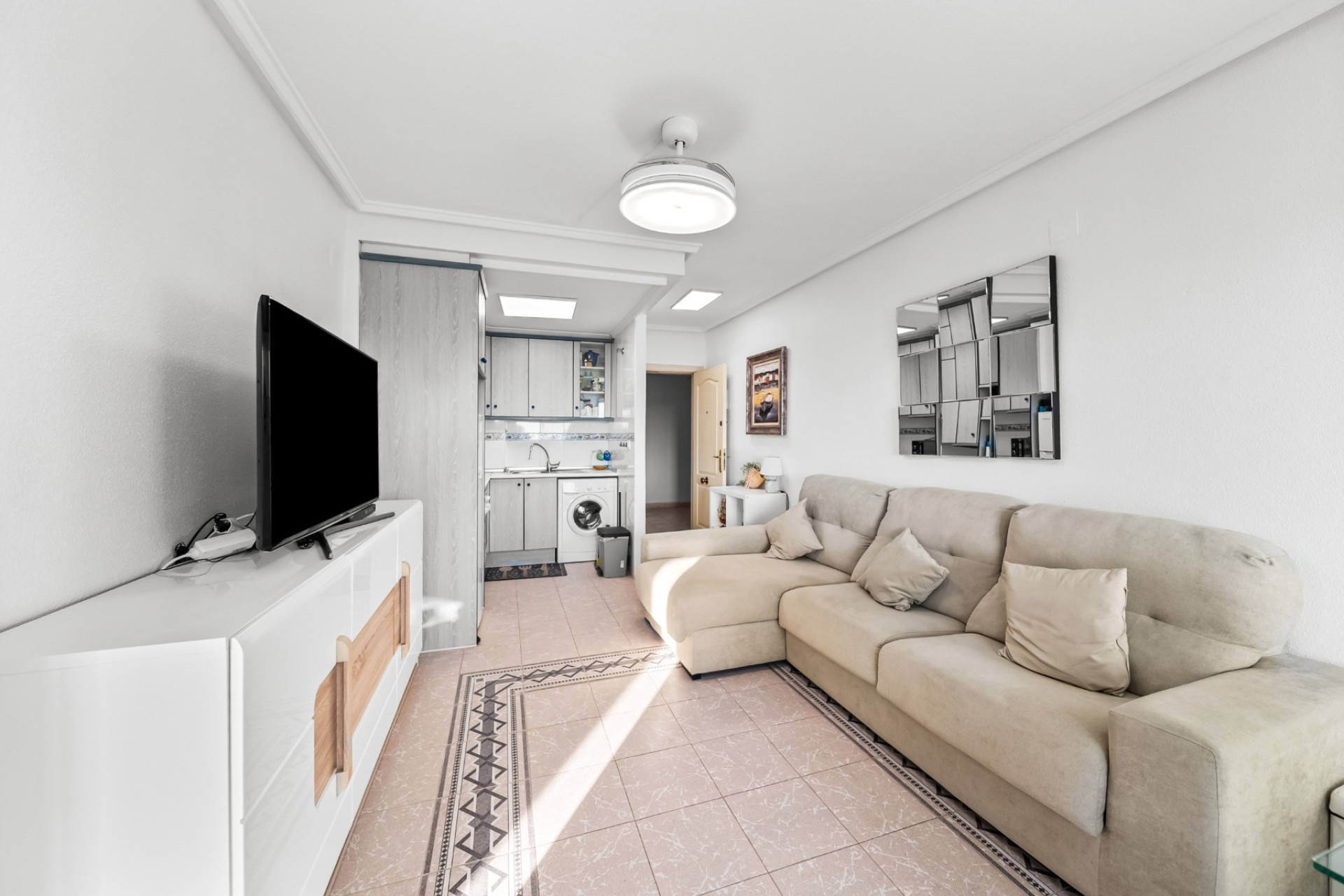 Resale - Apartment / flat - Torrevieja - La Mata