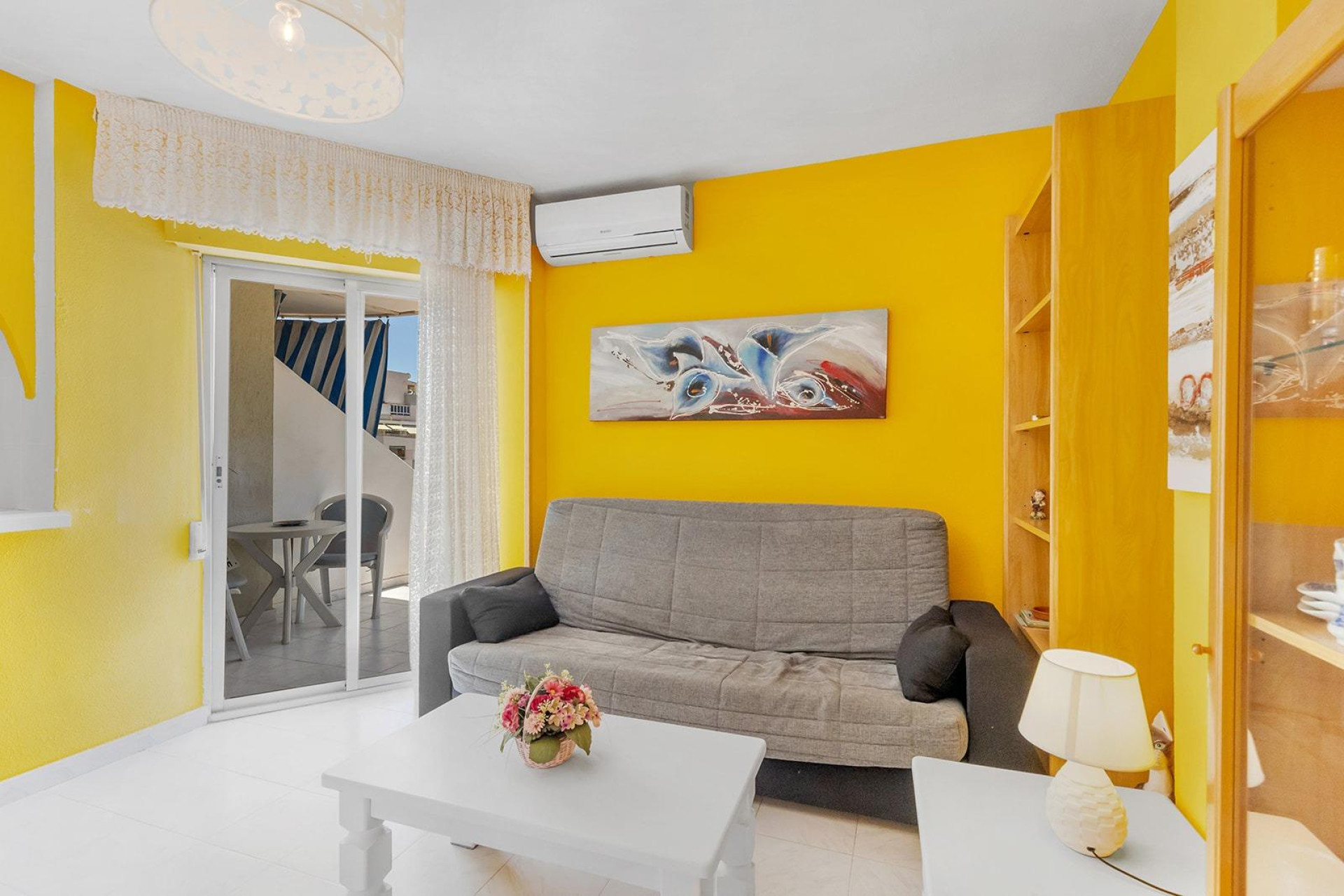 Resale - Apartment / flat - Torrevieja - La Mata