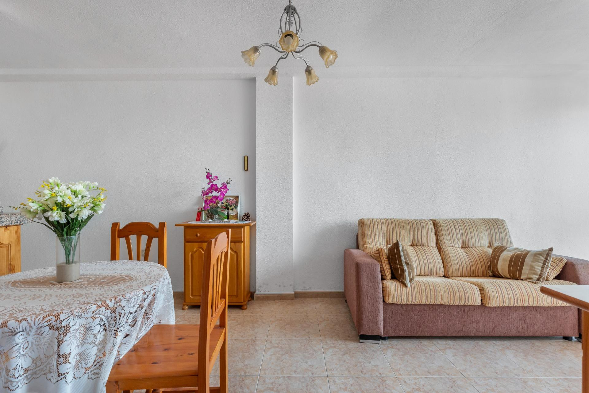 Resale - Apartment / flat - Torrevieja - La Mata