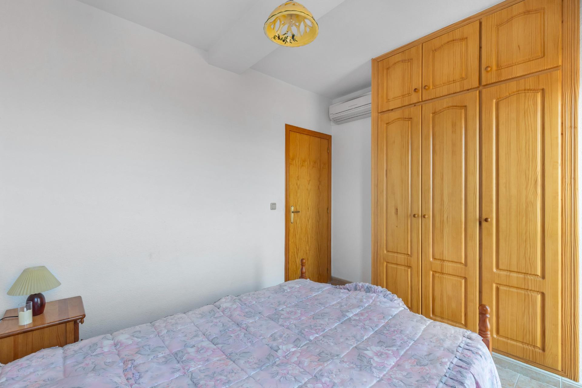 Resale - Apartment / flat - Torrevieja - La Mata