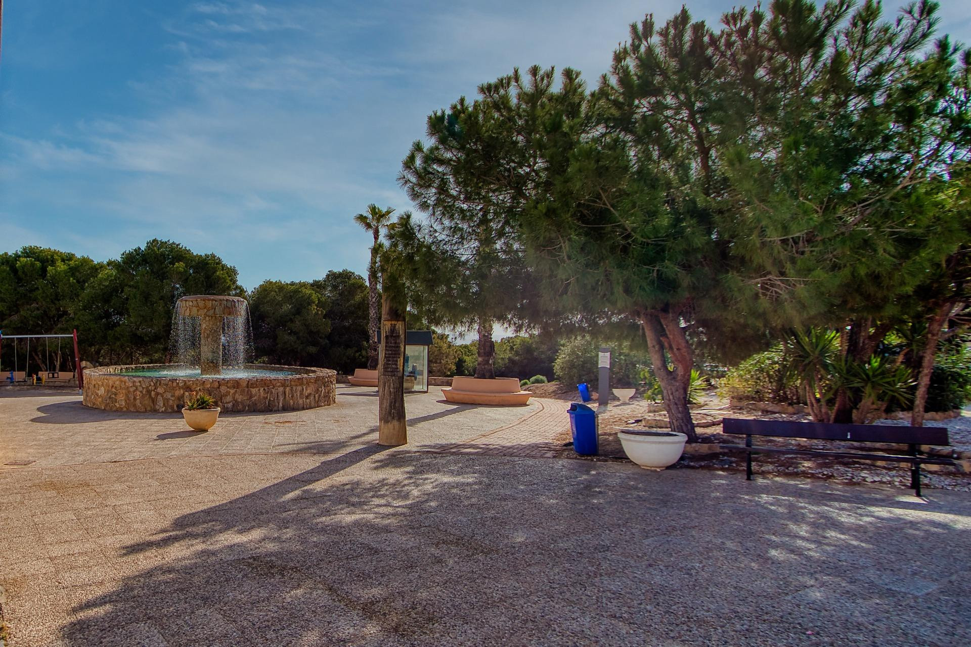 Resale - Apartment / flat - Torrevieja - La Mata