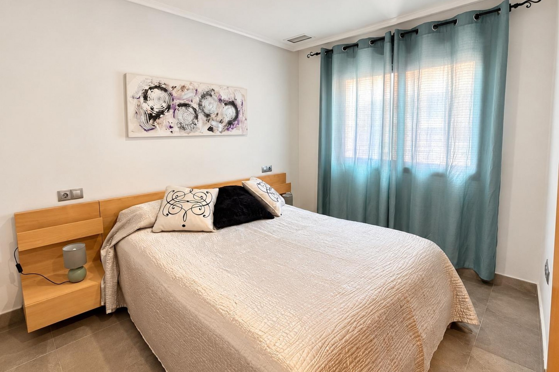 Resale - Apartment / flat - Torrevieja - La Mata