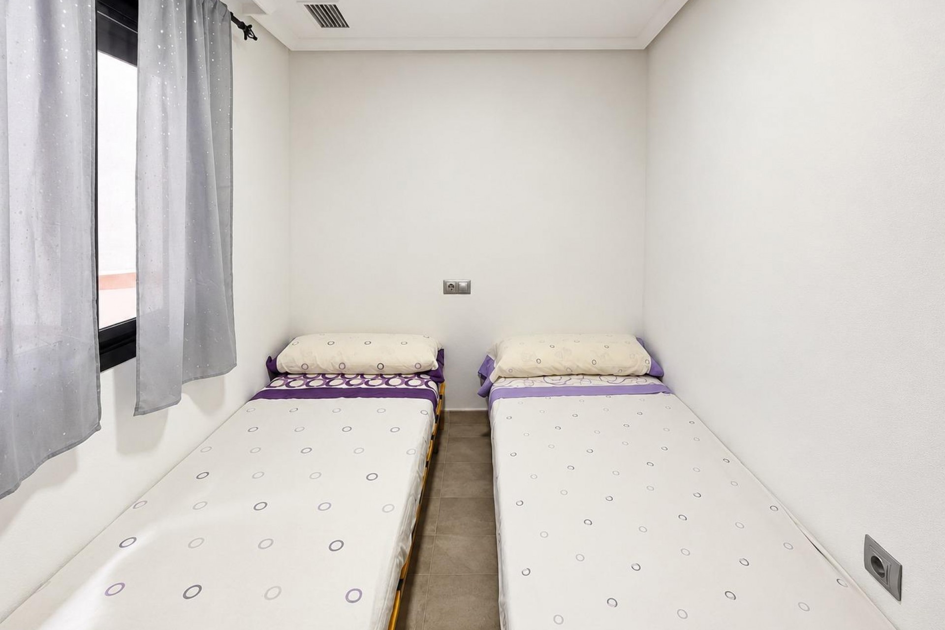Resale - Apartment / flat - Torrevieja - La Mata