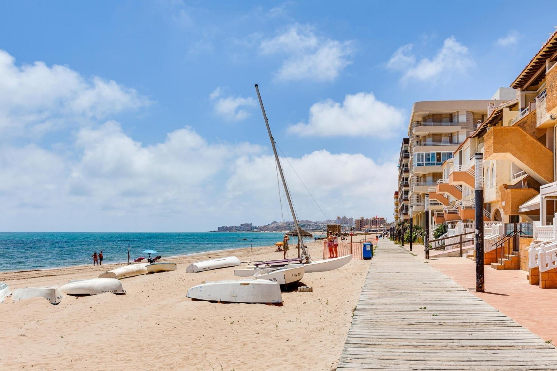Resale - Apartment / flat - Torrevieja - La Mata