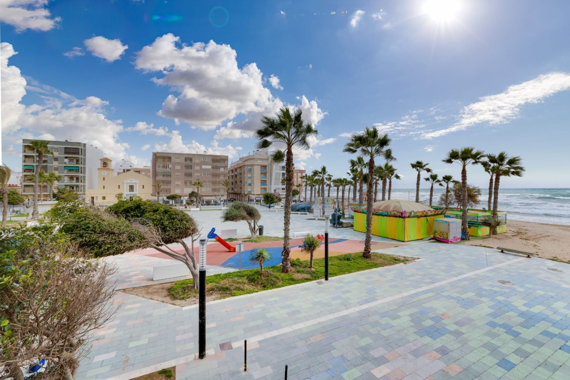 Resale - Apartment / flat - Torrevieja - La Mata