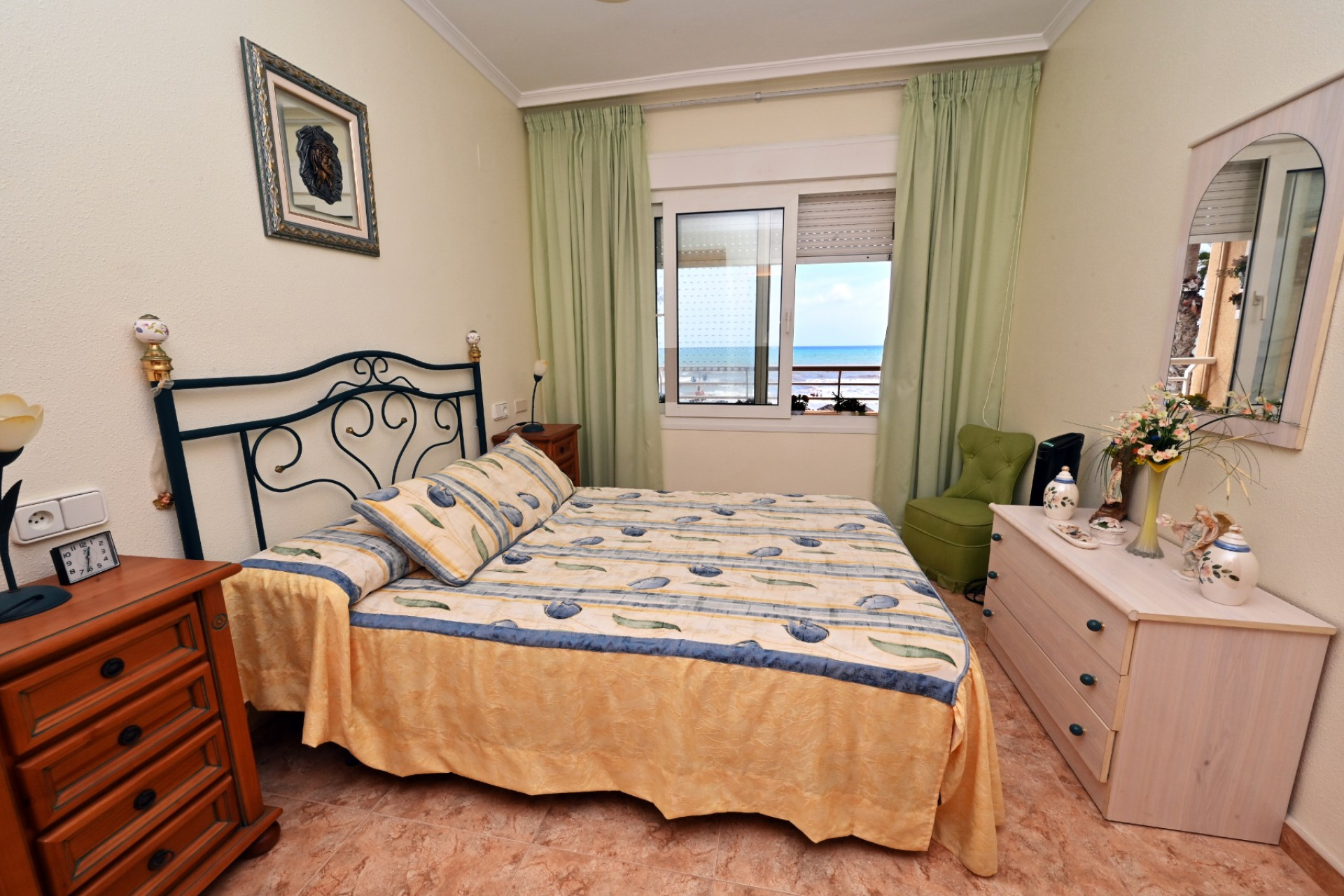 Resale - Apartment / flat - Torrevieja - La Mata