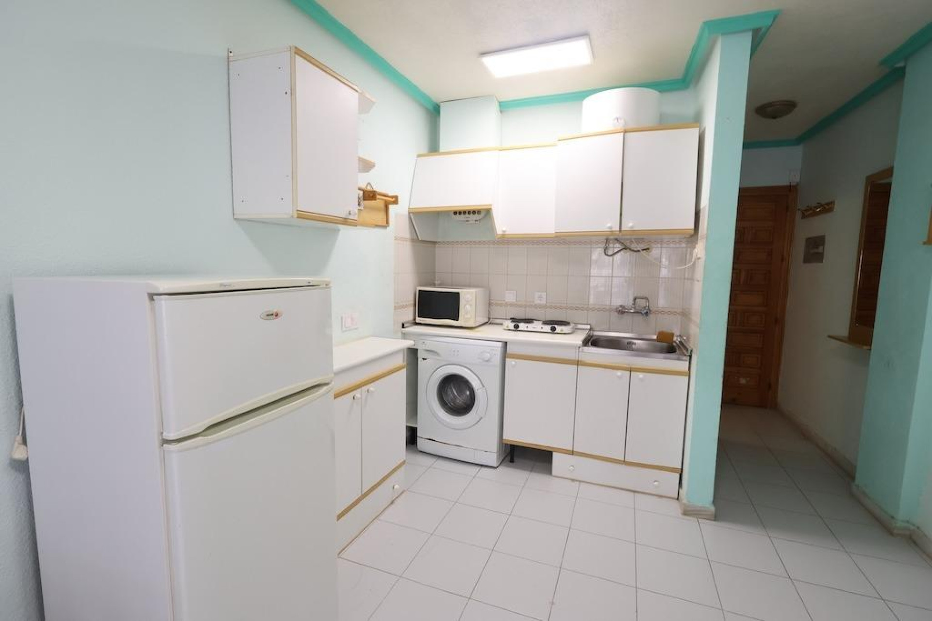 Resale - Apartment / flat - Torrevieja - La Siesta - El Salado -  Torreta