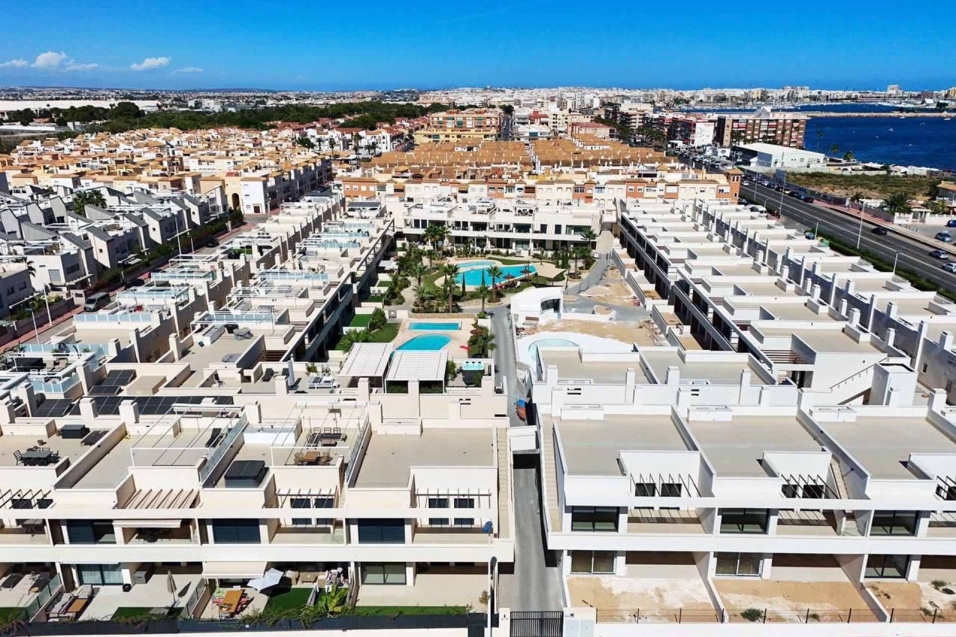 Resale - Apartment / flat - Torrevieja - La Veleta