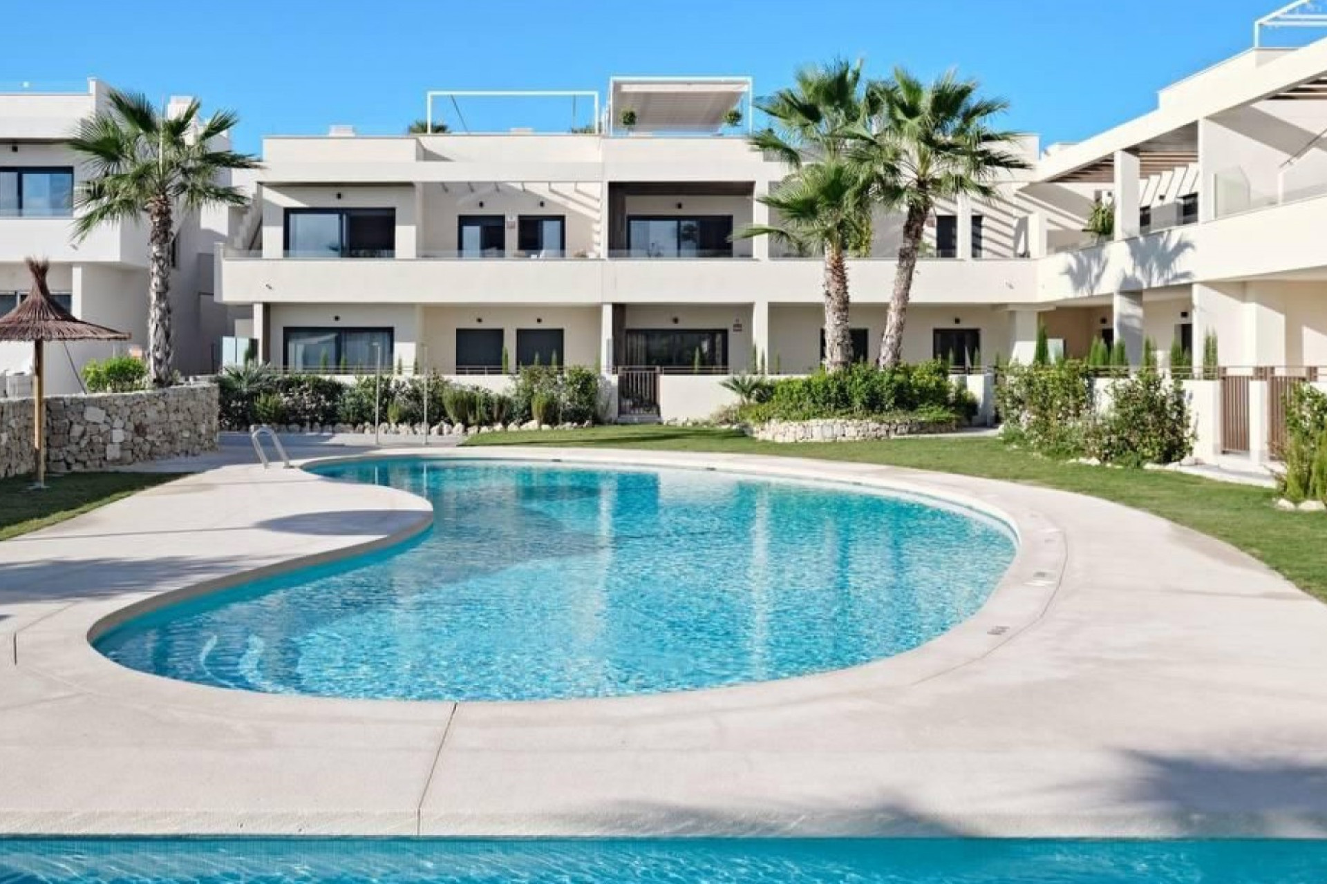 Resale - Apartment / flat - Torrevieja - La Veleta
