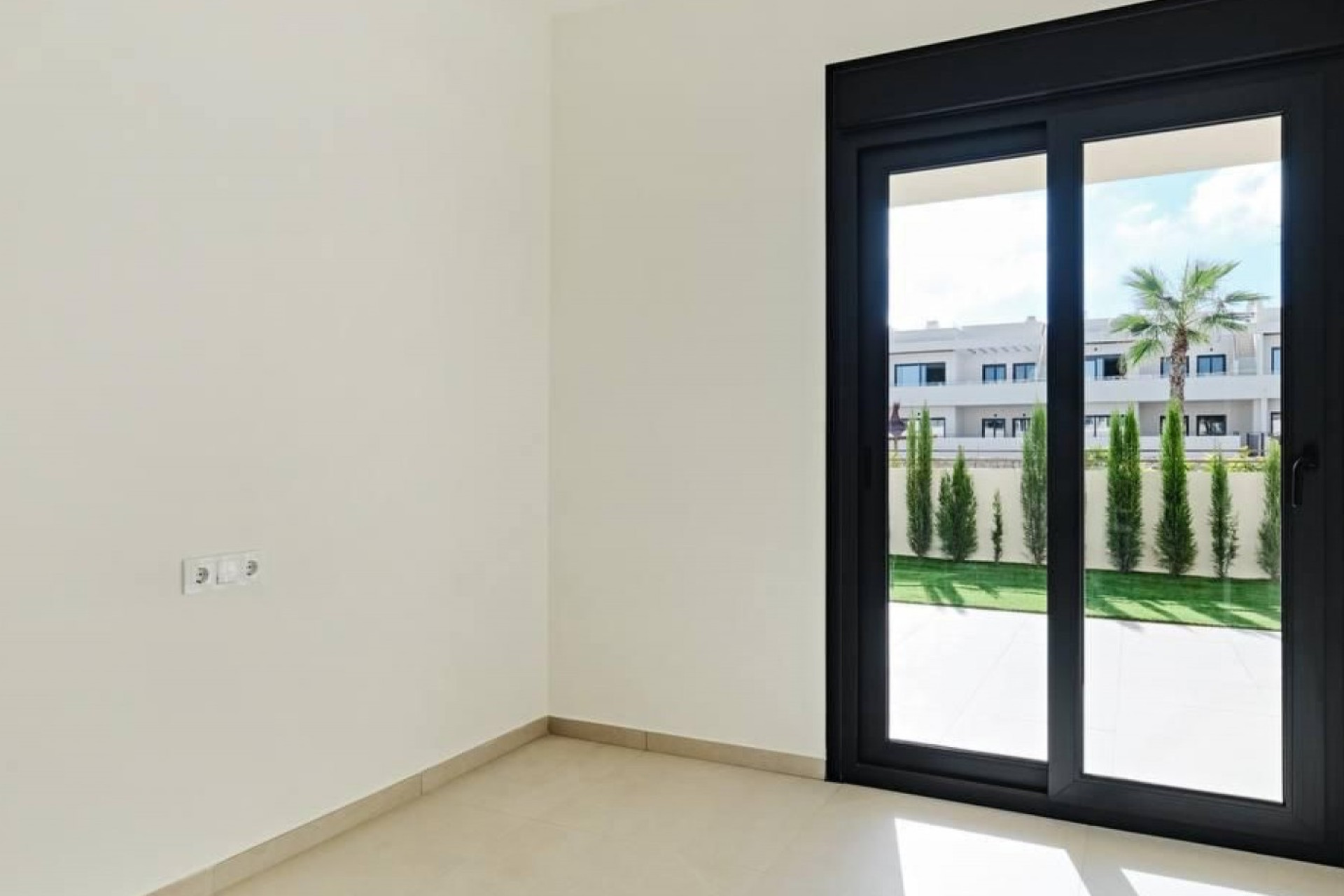 Resale - Apartment / flat - Torrevieja - La Veleta