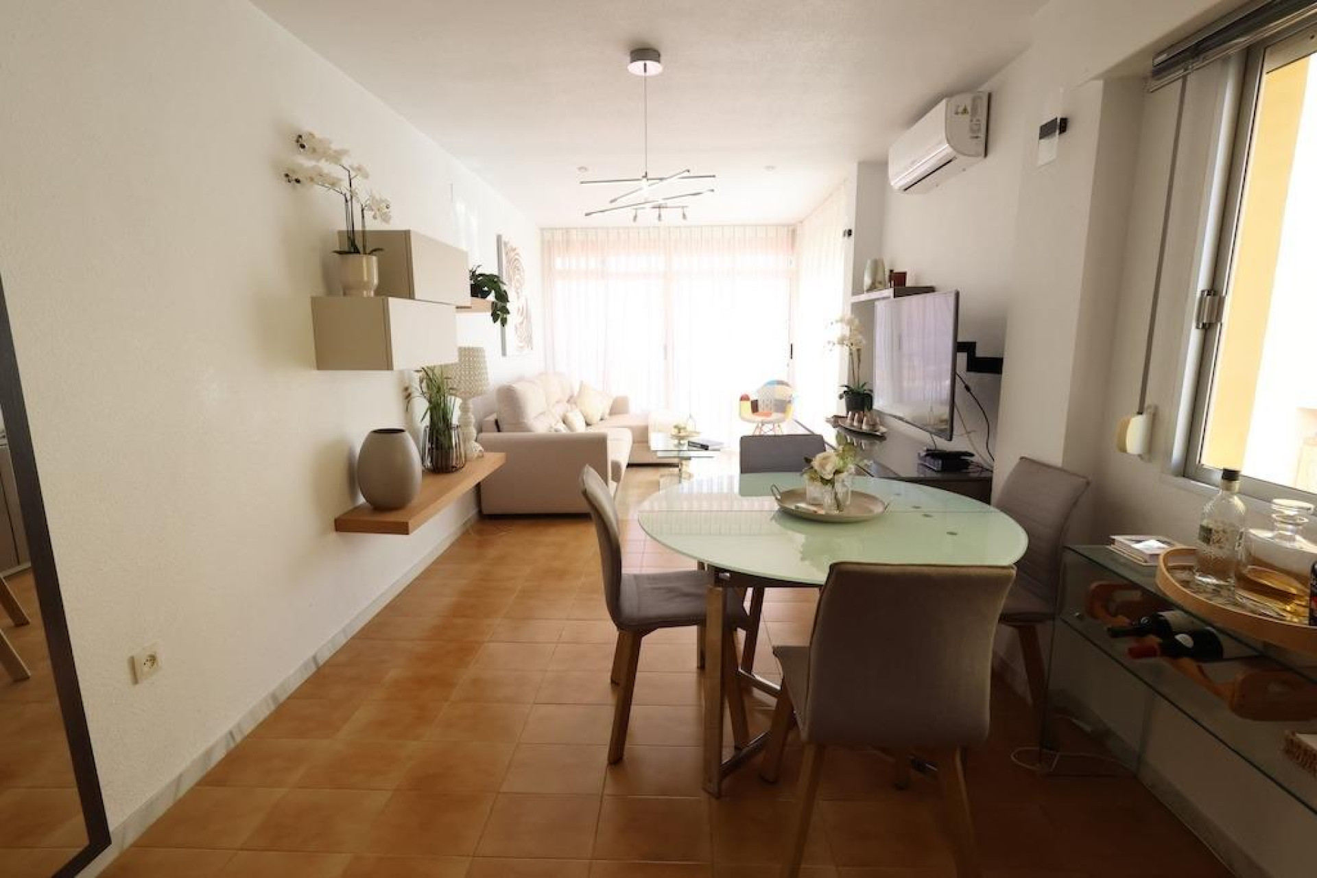 Resale - Apartment / flat - Torrevieja - La Veleta