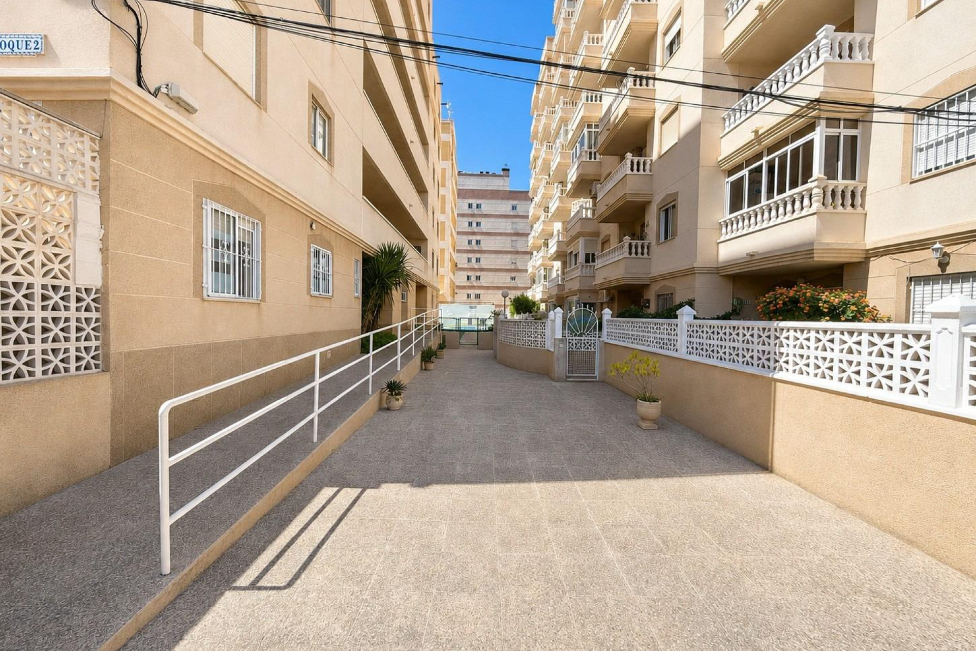 Resale - Apartment / flat - Torrevieja - Nueva Torrevieja