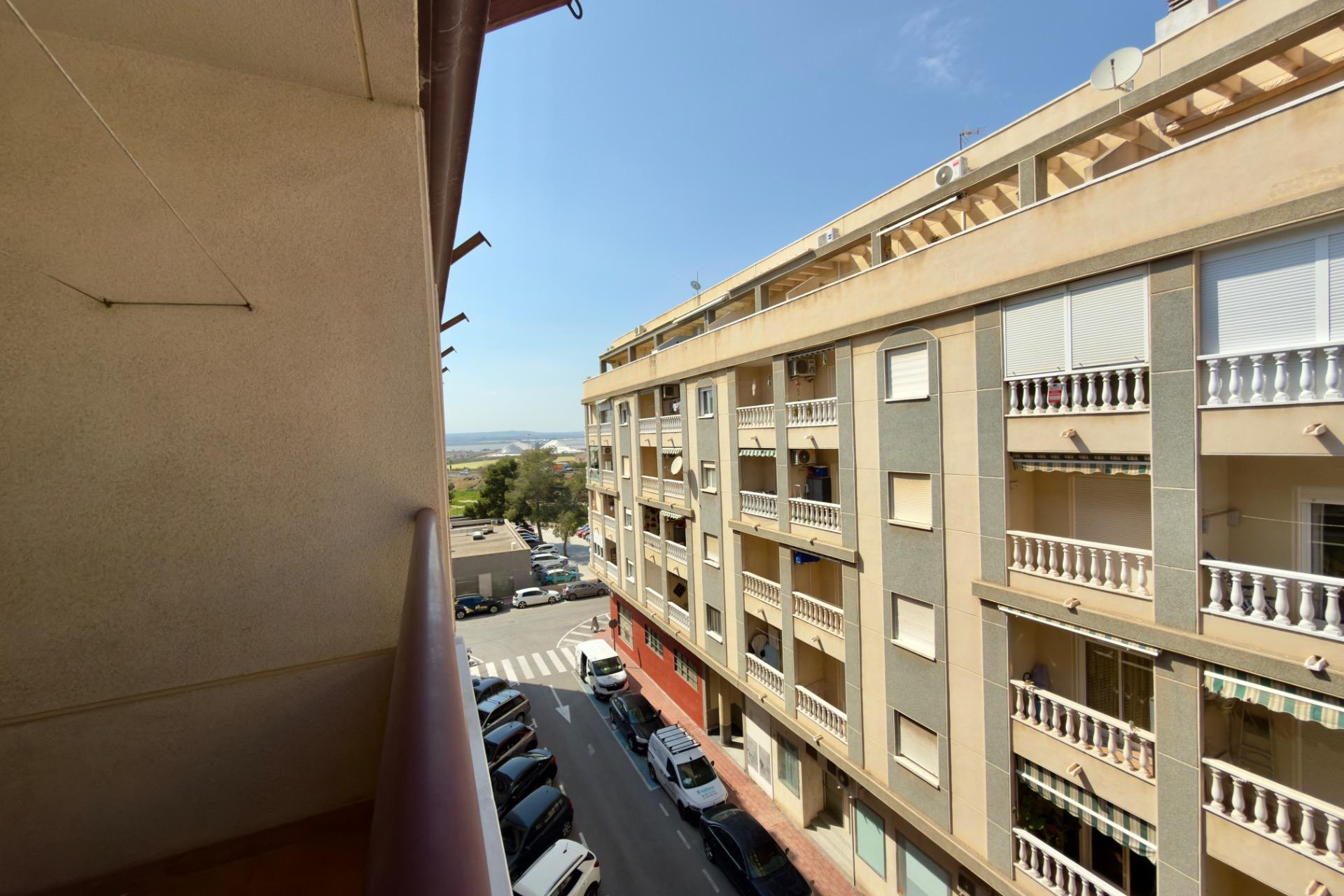Resale - Apartment / flat - Torrevieja - Parque de las Naciones