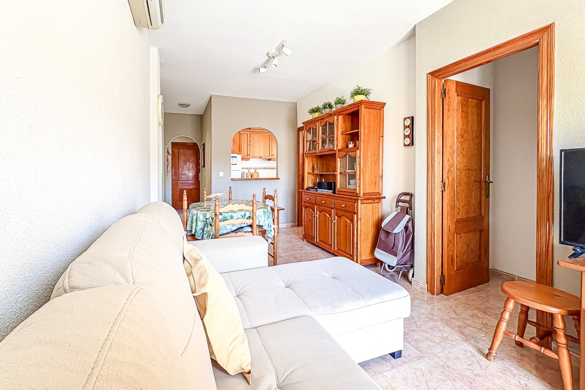 Resale - Apartment / flat - Torrevieja - Parque de las Naciones